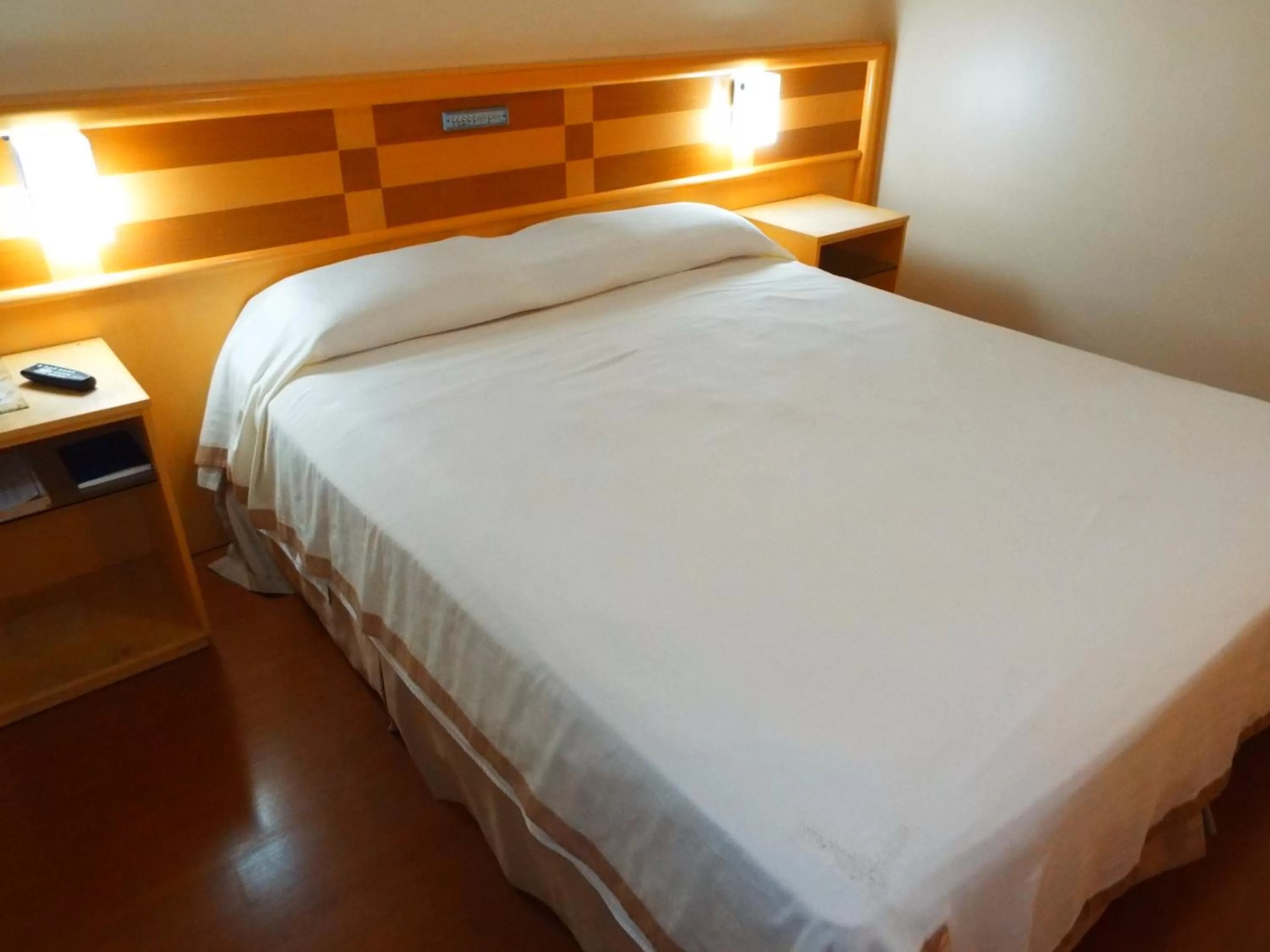 Photo of the whole room, Bed in Hotel Solarium Express