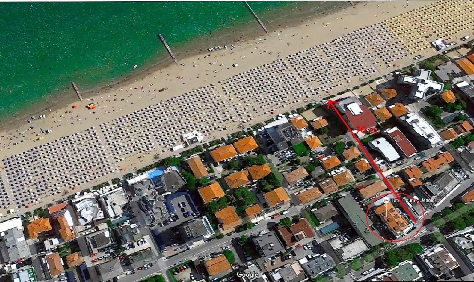 Neighbourhood in Hotel Touring