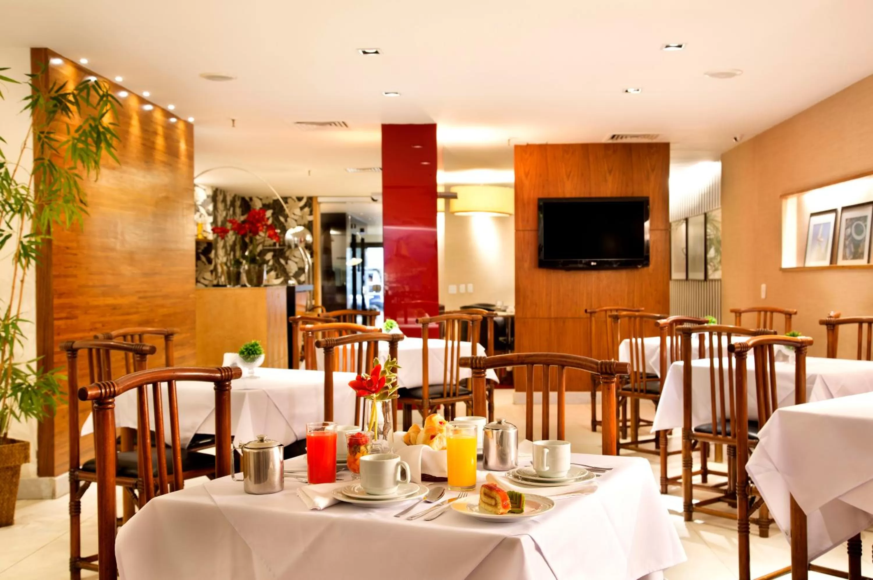 Breakfast in Copa Sul Hotel