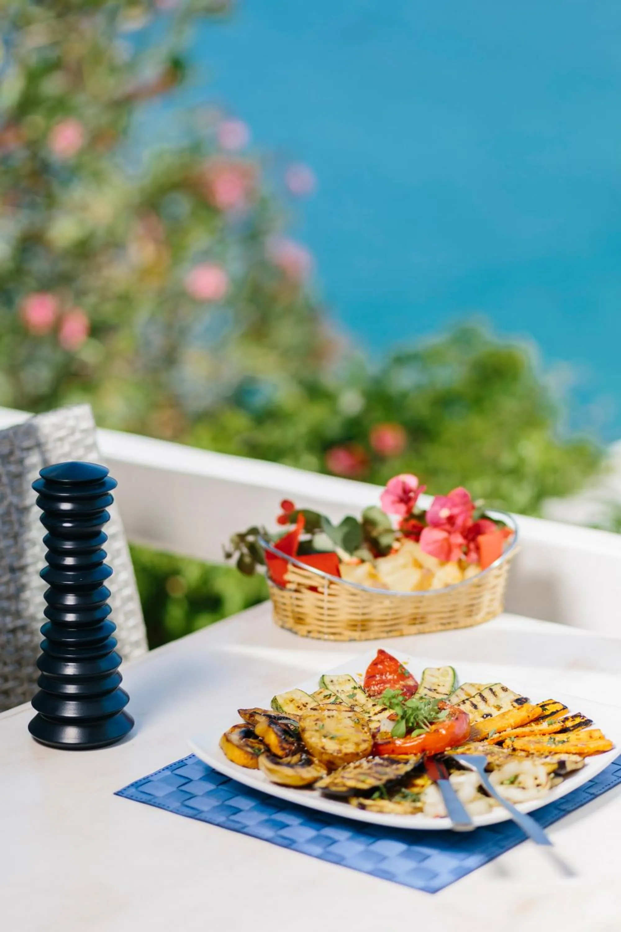 Restaurant/places to eat in Panormos Village Hotel