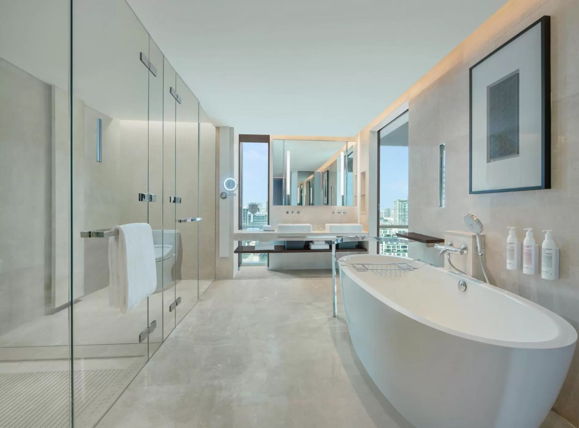 Bathroom in Le Meridien Bangkok