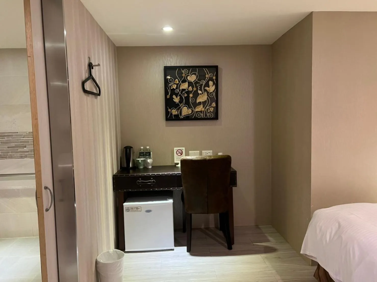 Bedroom, Bed in XinsheHotel - Chungli