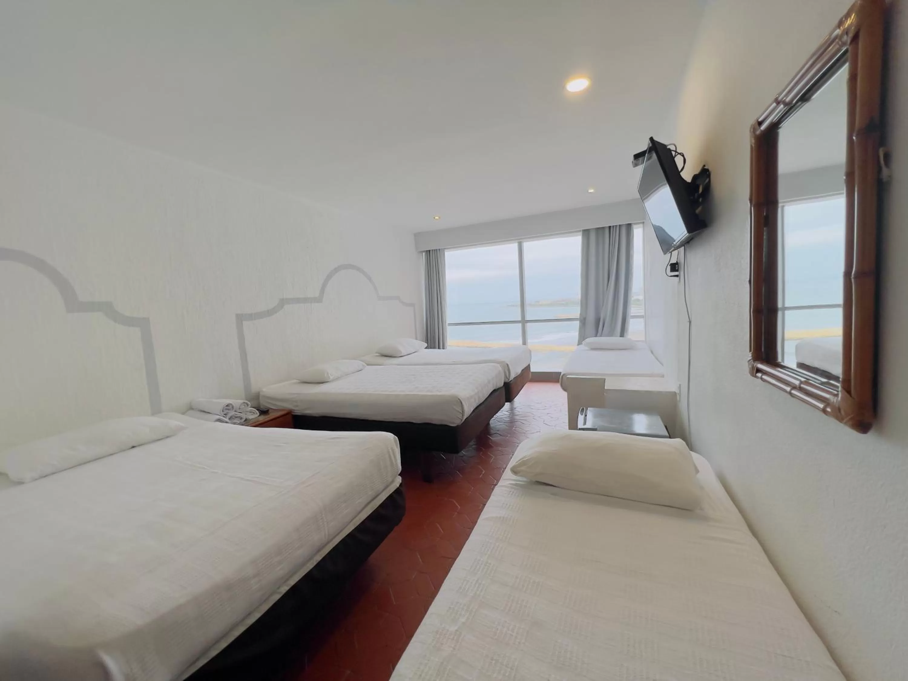 Photo of the whole room, Bed in Hotel Costa del Sol