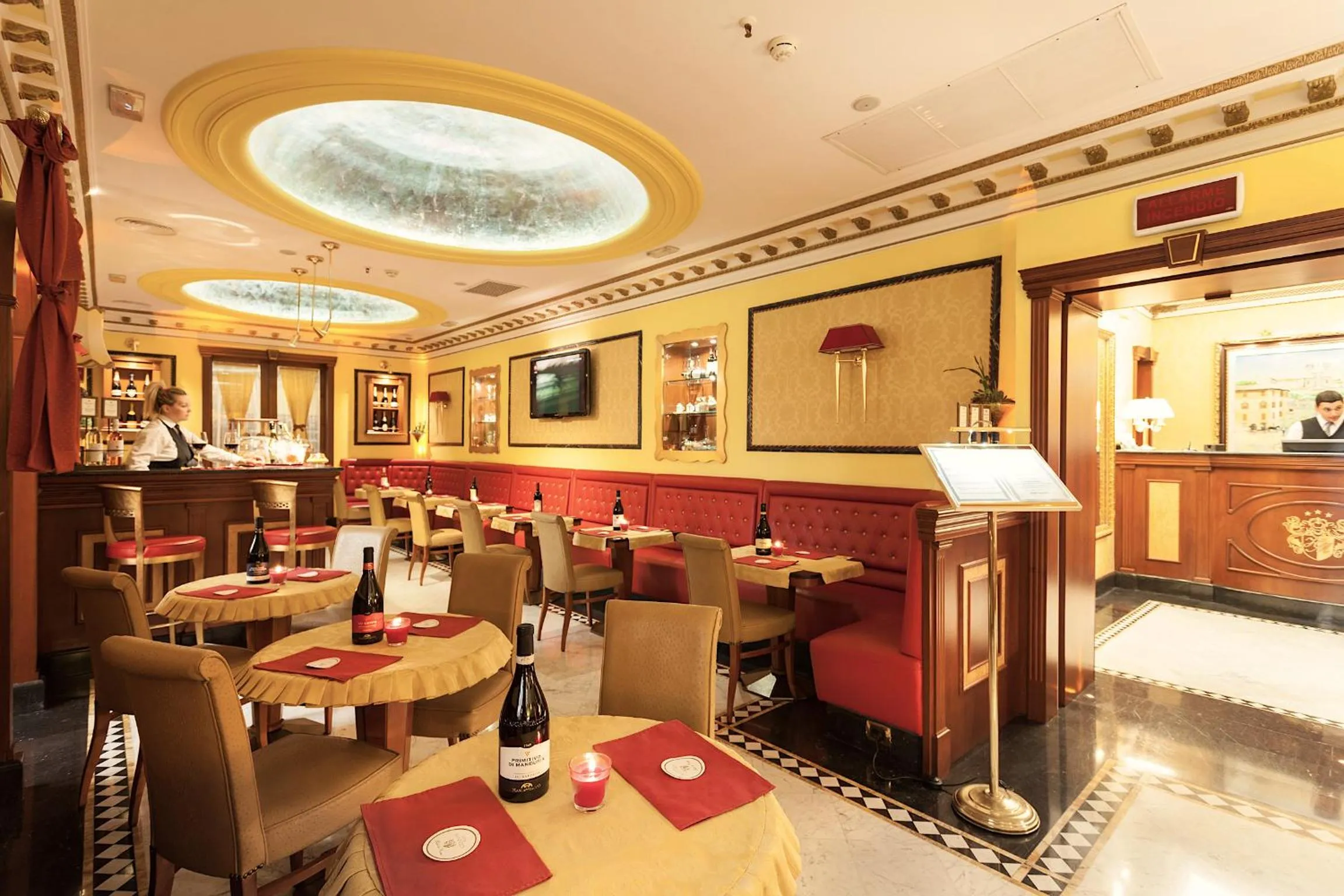 Lounge or bar in Hotel Manfredi Suite In Rome