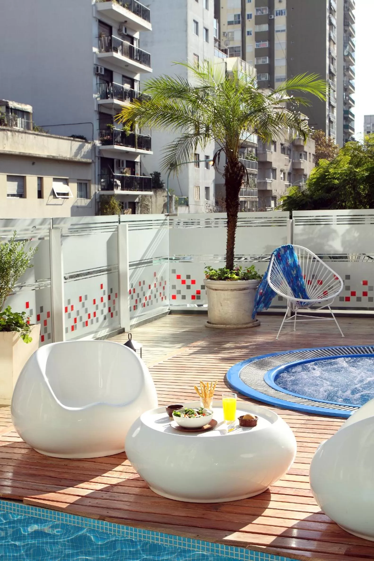 Hot Tub in BA Sohotel