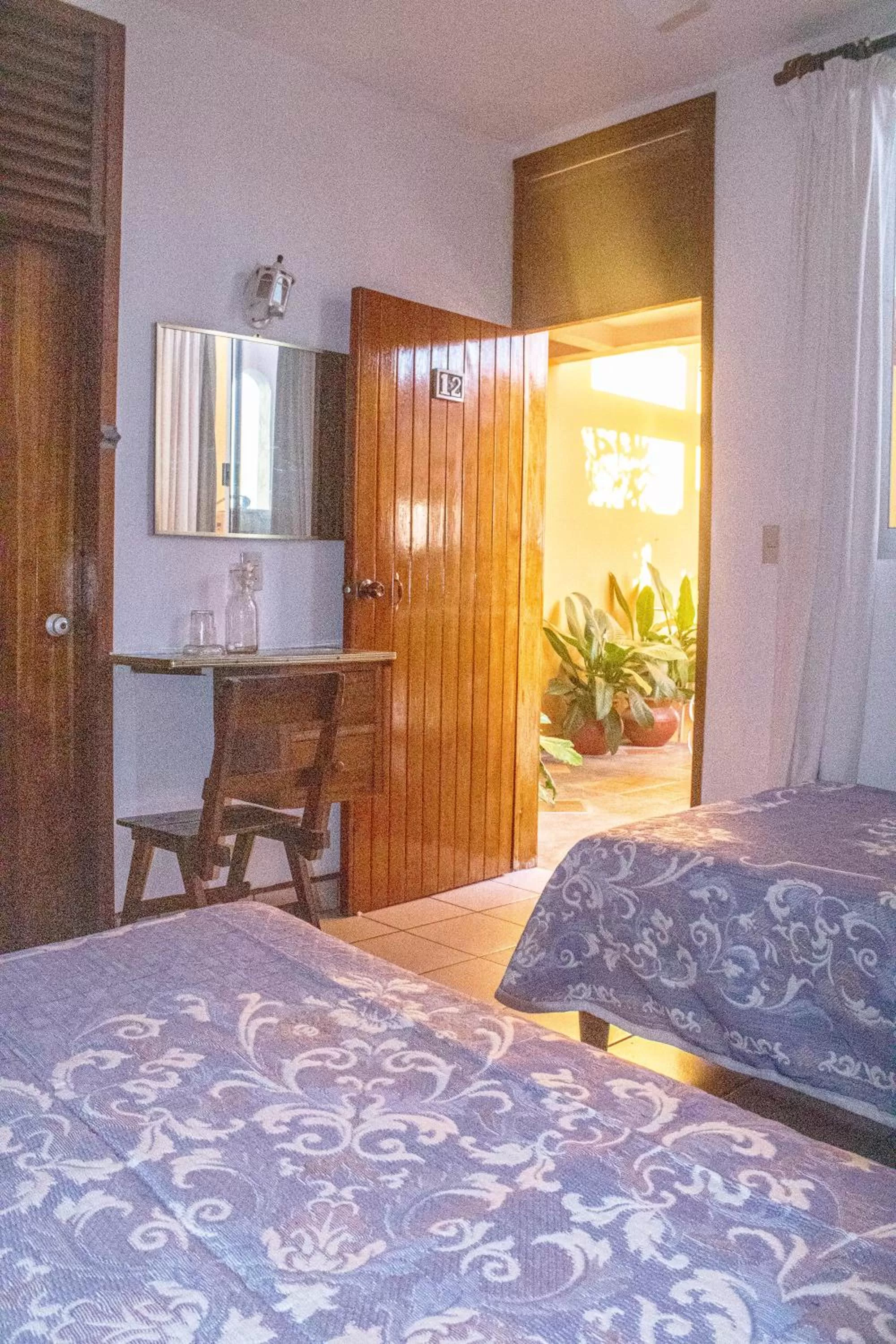 Triple Room with Private Bathroom in Hotel San Juan