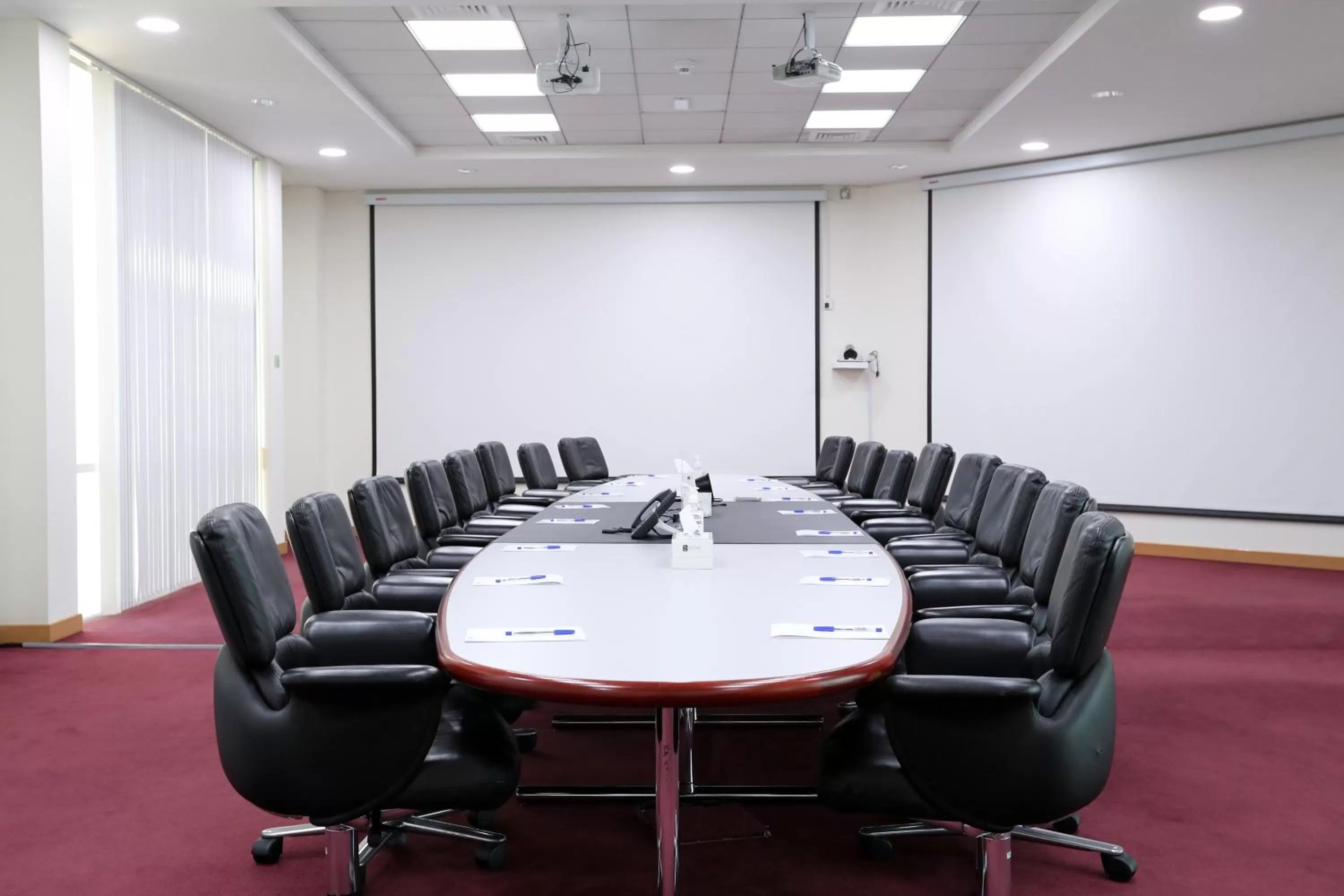 Meeting/conference room in eStay Hotel