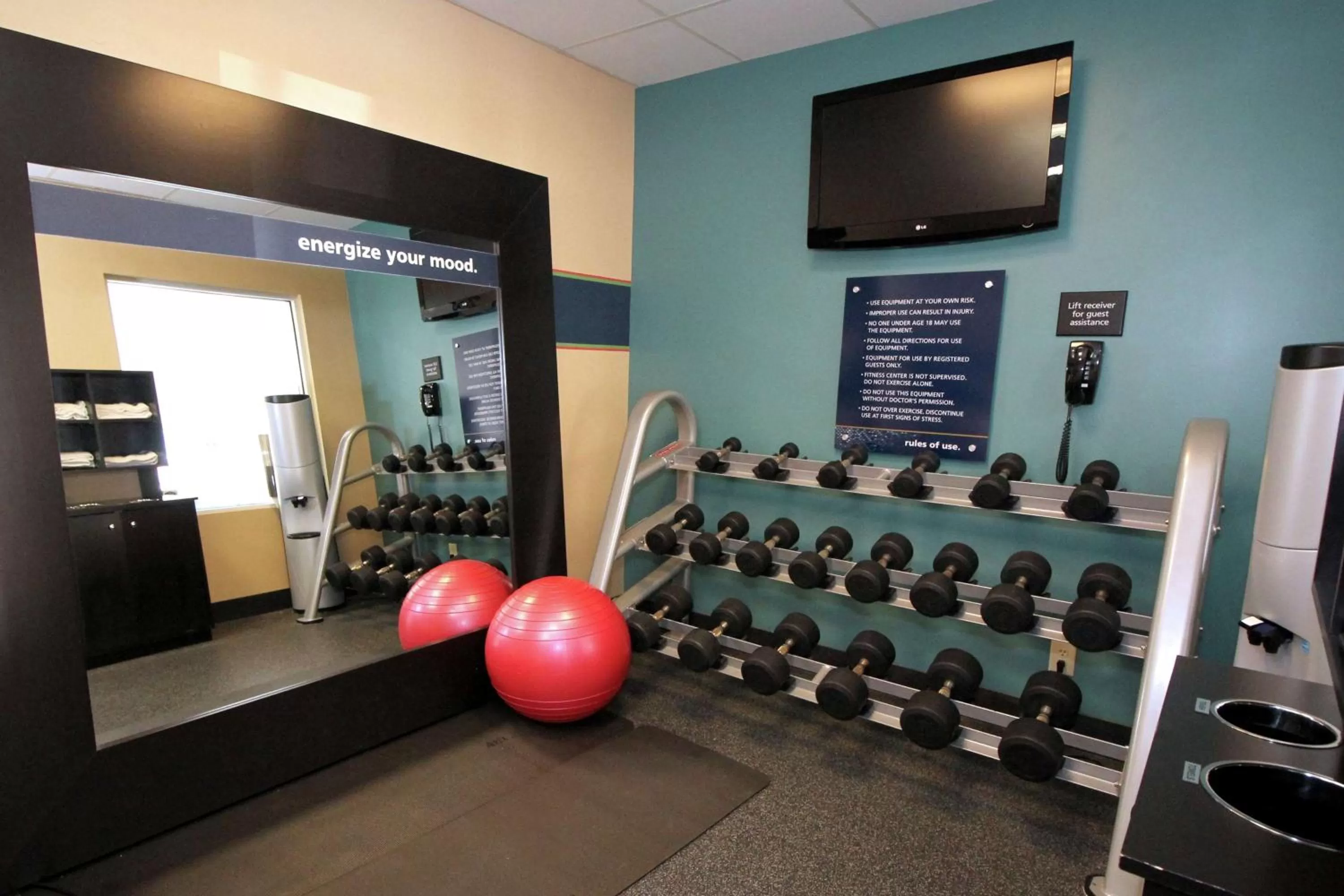 Fitness centre/facilities in Hampton Inn Sandusky-Central
