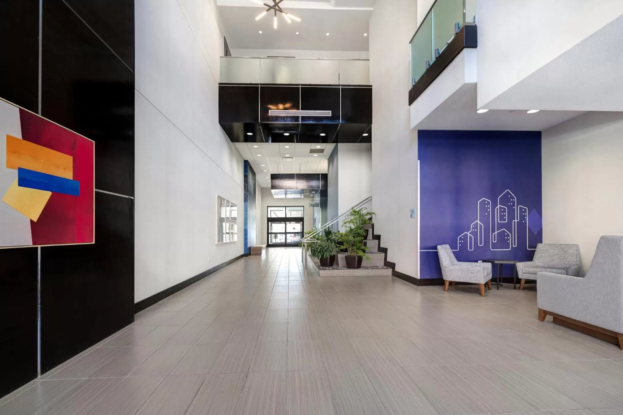 Property building in Holiday Inn Express & Suites - Kansas City KU Medical Center by IHG