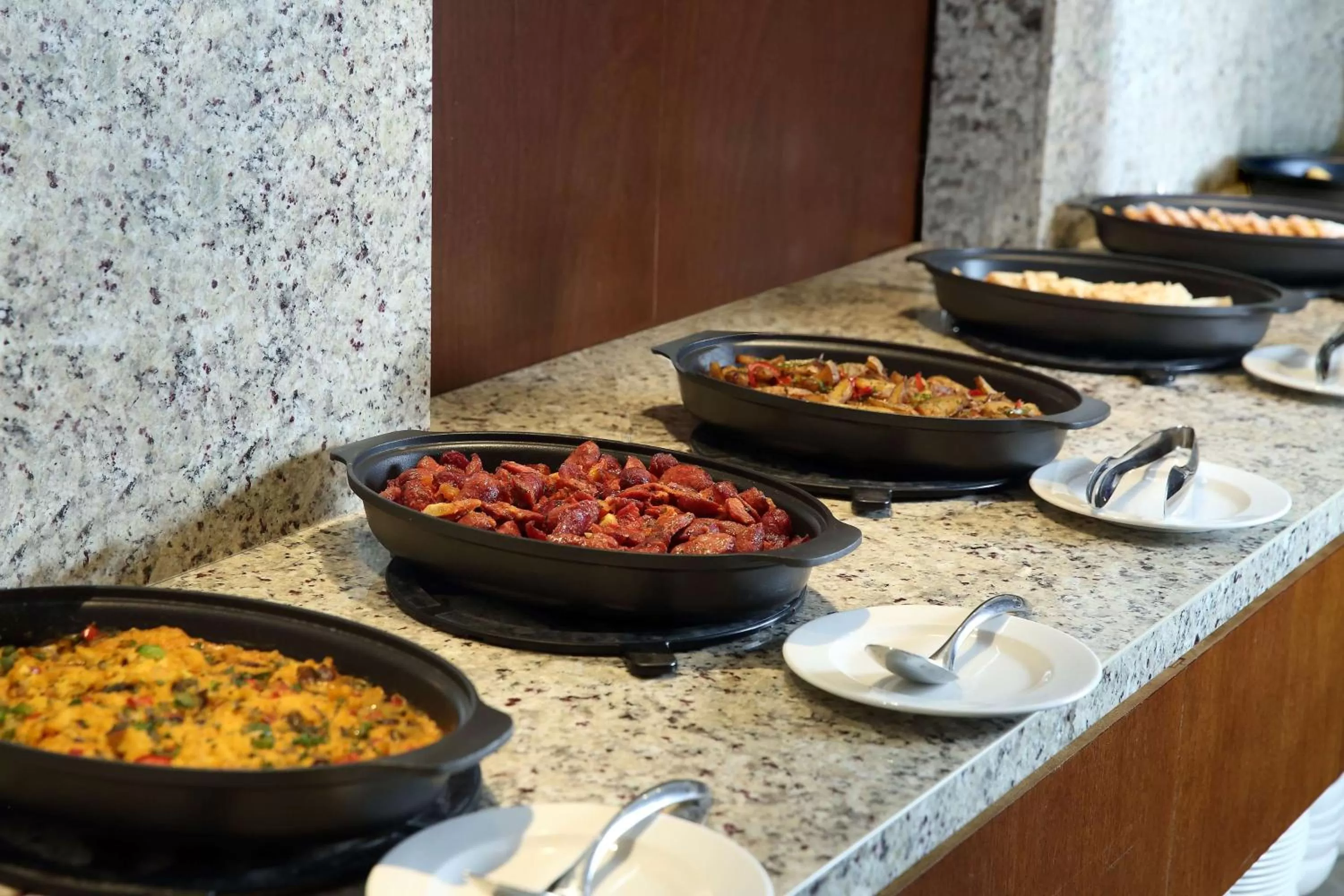 Restaurant/places to eat in MARINN PLACE Financial District