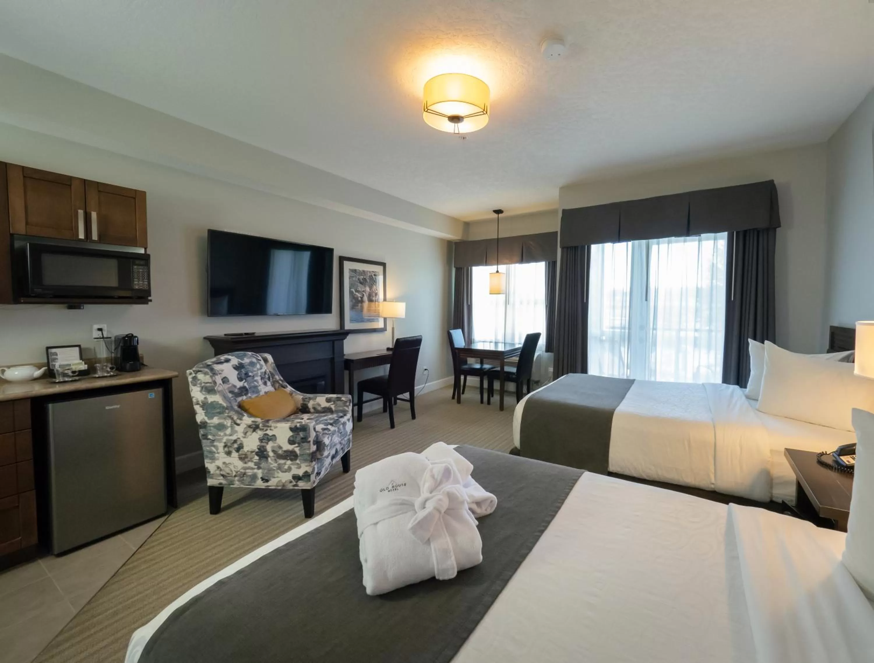 Bed in Old House Hotel