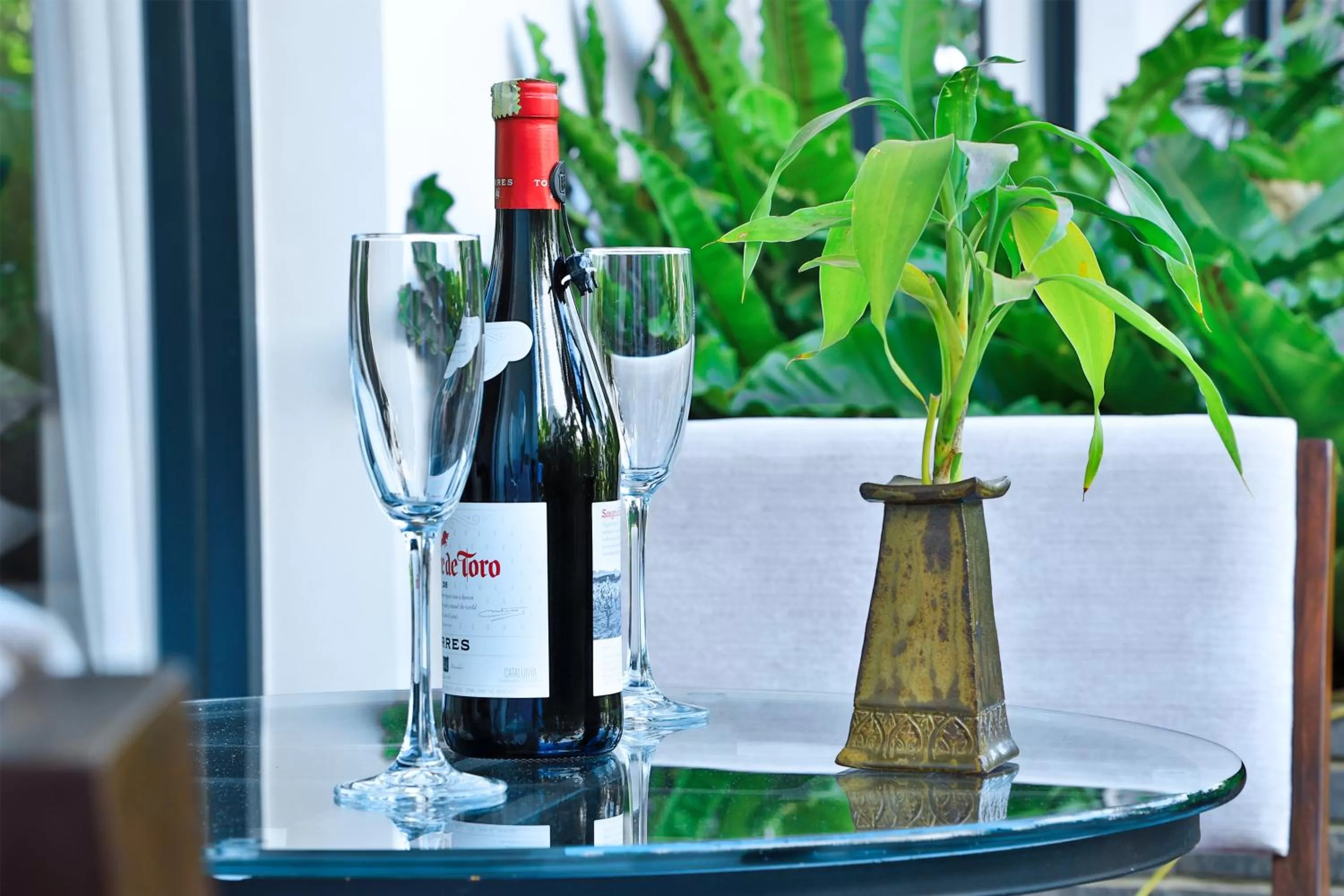 Drinks in The Villa by Metta