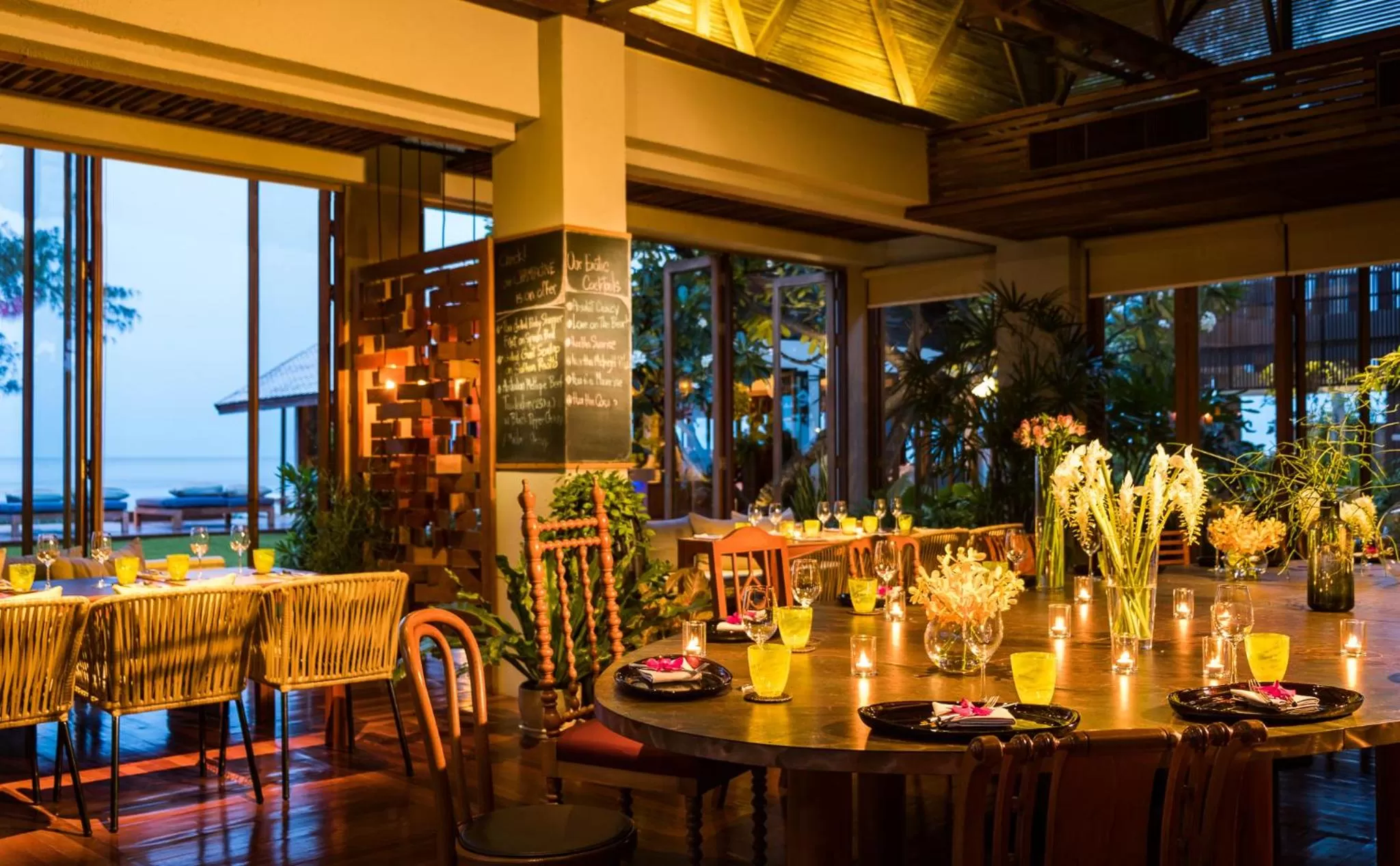 Restaurant/places to eat in Let's Sea Hua Hin Al Fresco Resort
