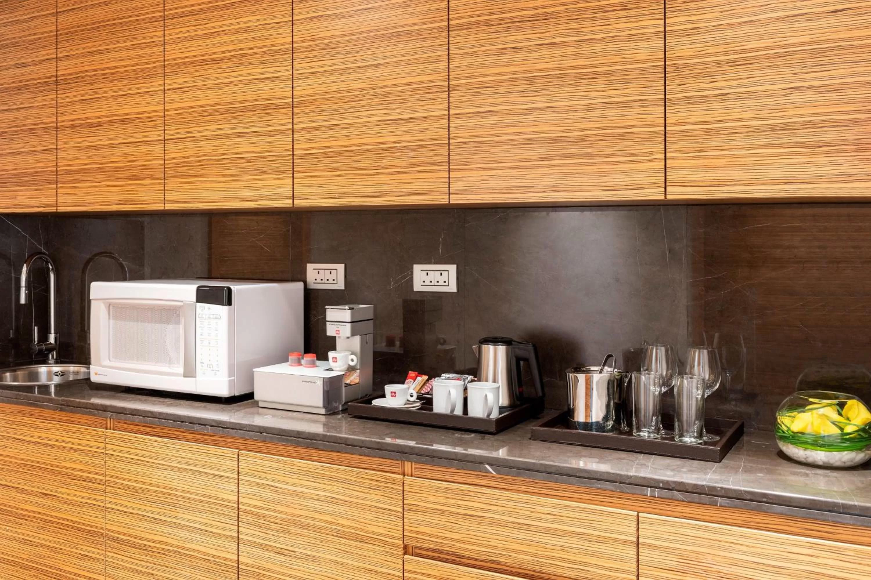 Bedroom in Le Royal Meridien Abu Dhabi