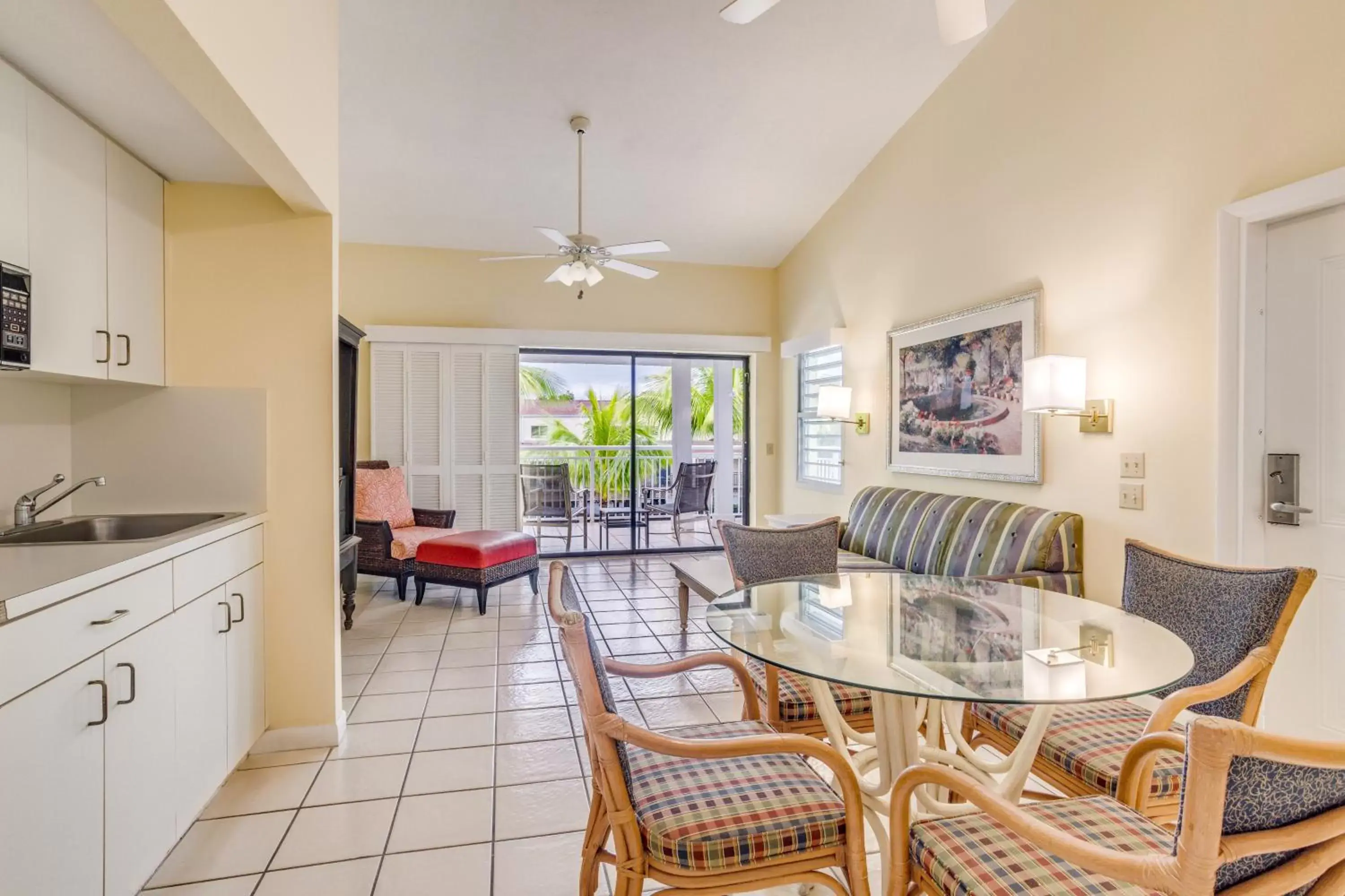 King Suite with Balcony in Marina Del Mar Resort and Marina King Suite with Balcony in Marina Del Mar Resort and Marina