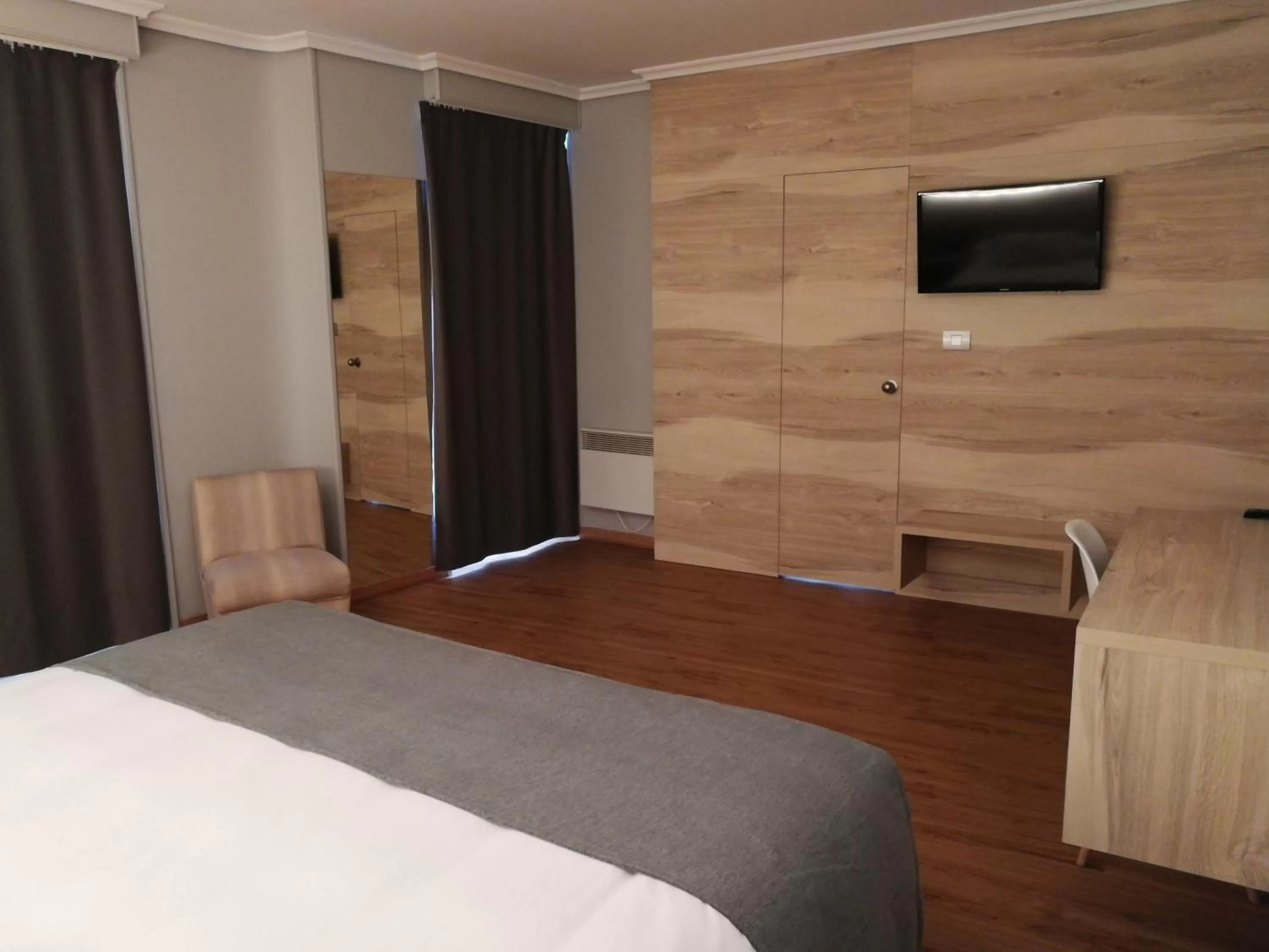 Bed in Hospedium Hotel La Marina Costa da Morte