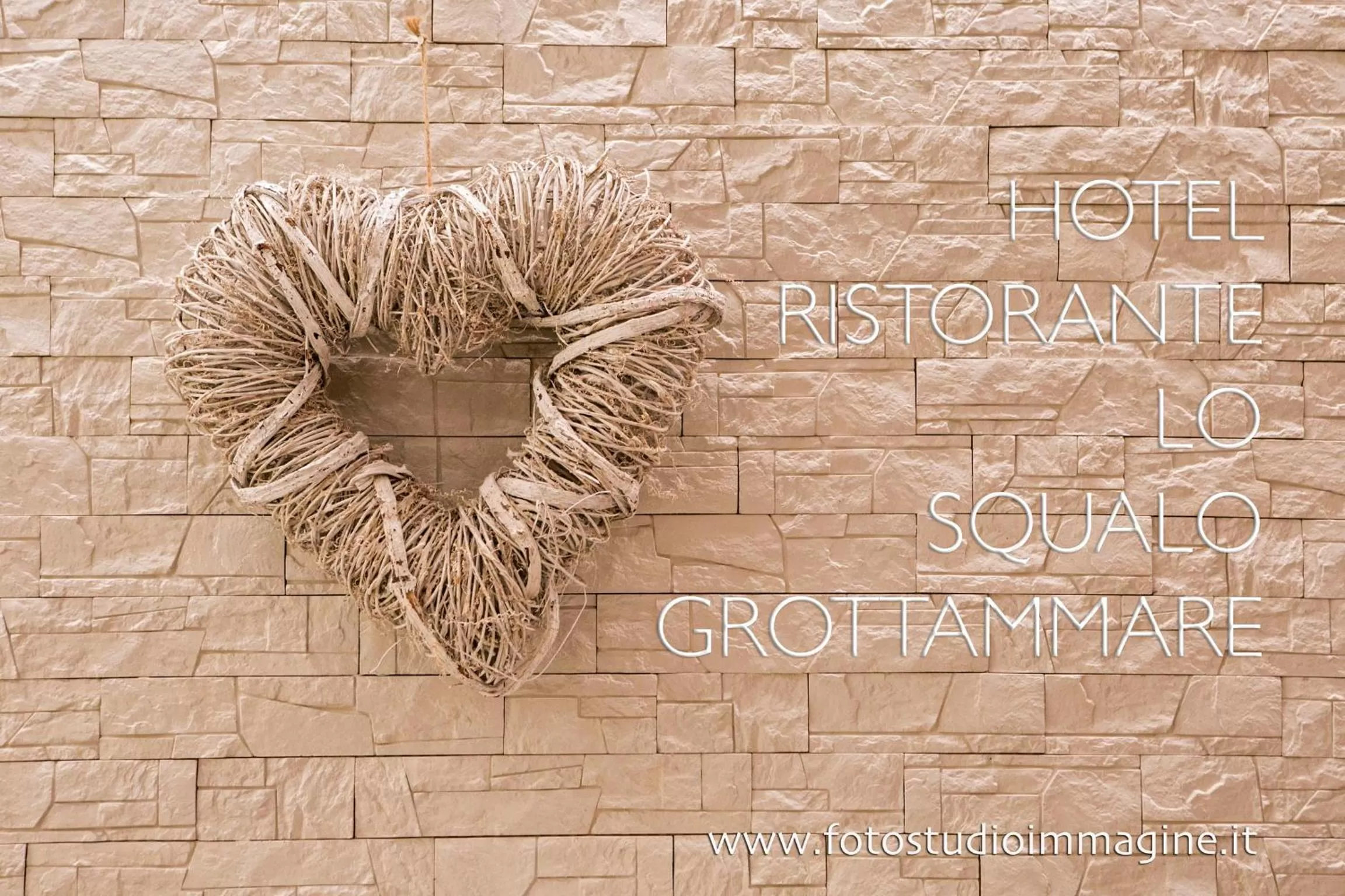 Decorative detail in Hotel lo Squalo