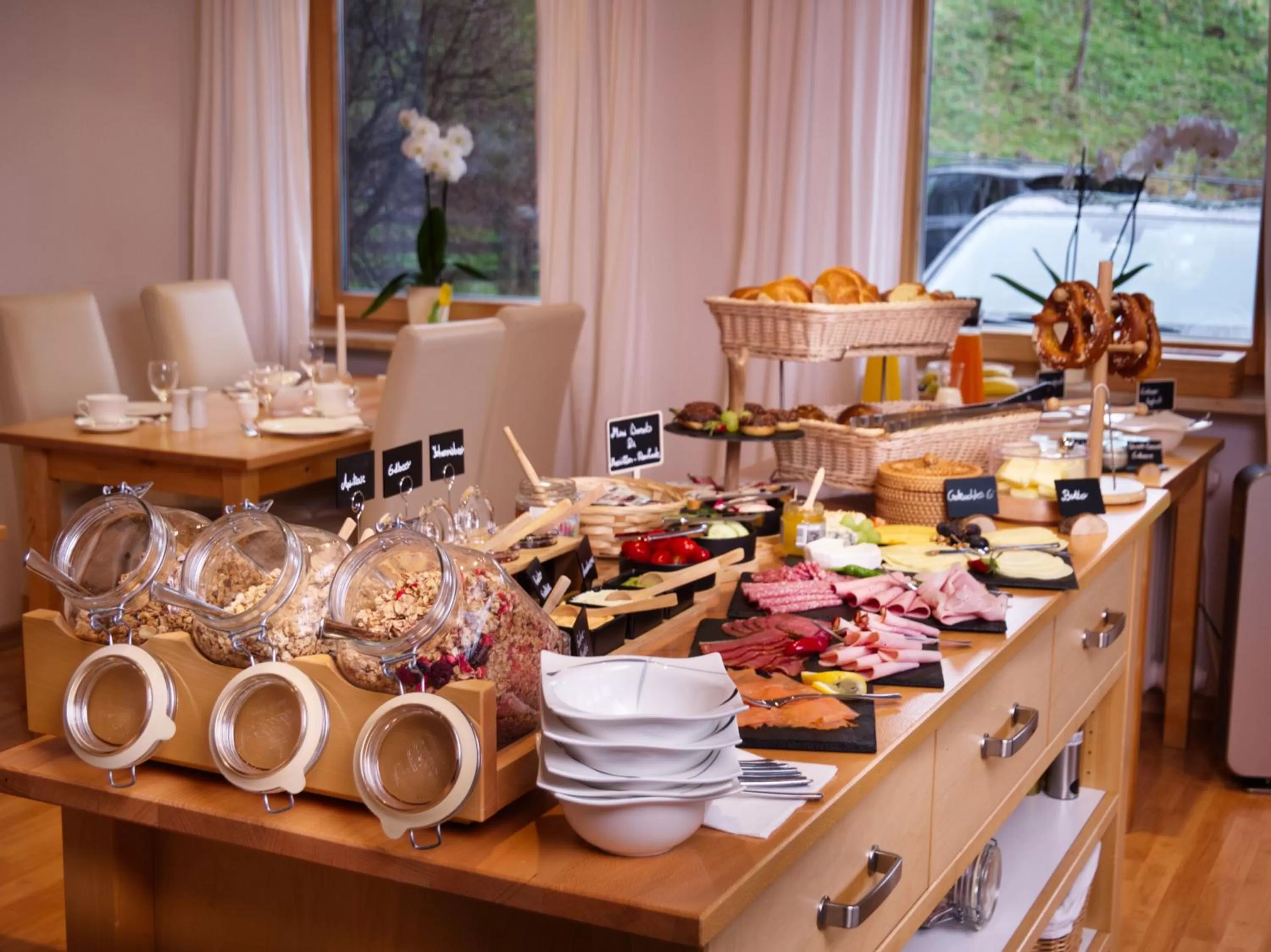 Food and drinks, Restaurant/Places to Eat in Hotel Garni Landhaus Sonnenstern