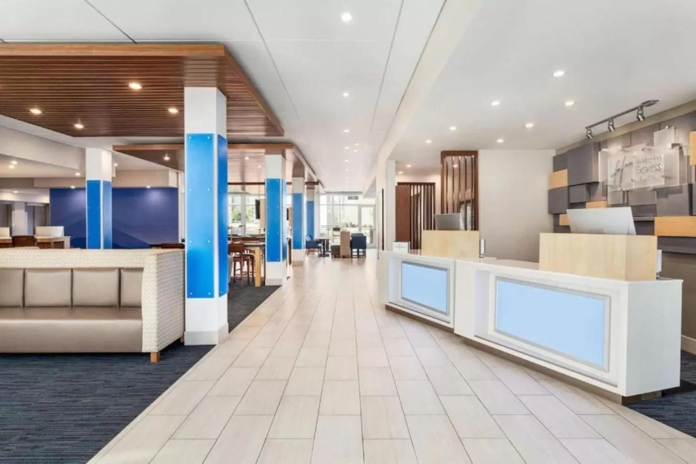 Lobby or reception in Holiday Inn Express & Suites Austin North - Pflugerville by IHG