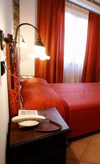 Bedroom, Bed in Hotel Villa Sonia