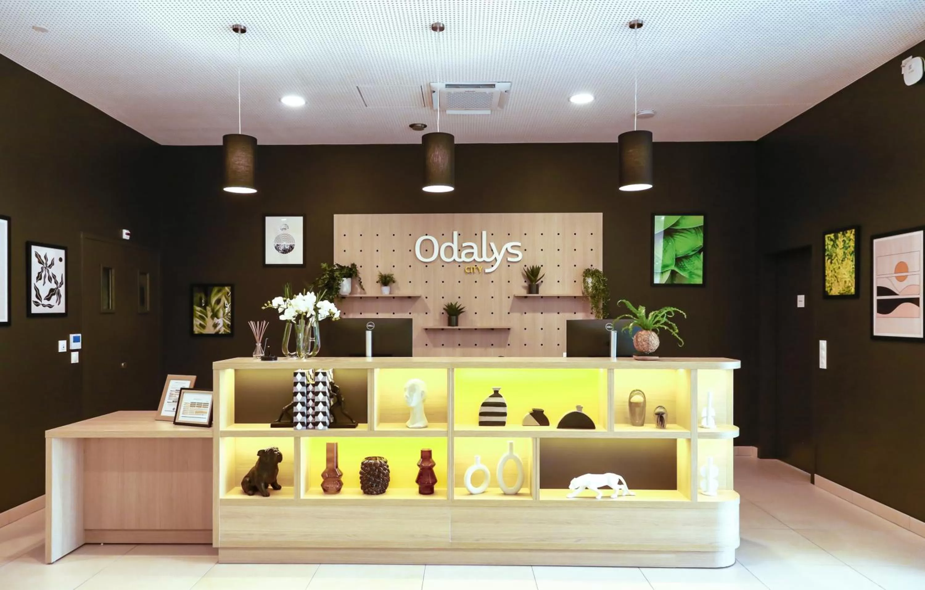 Lobby or reception in Appart Hotel Odalys City Angers Centre Gare