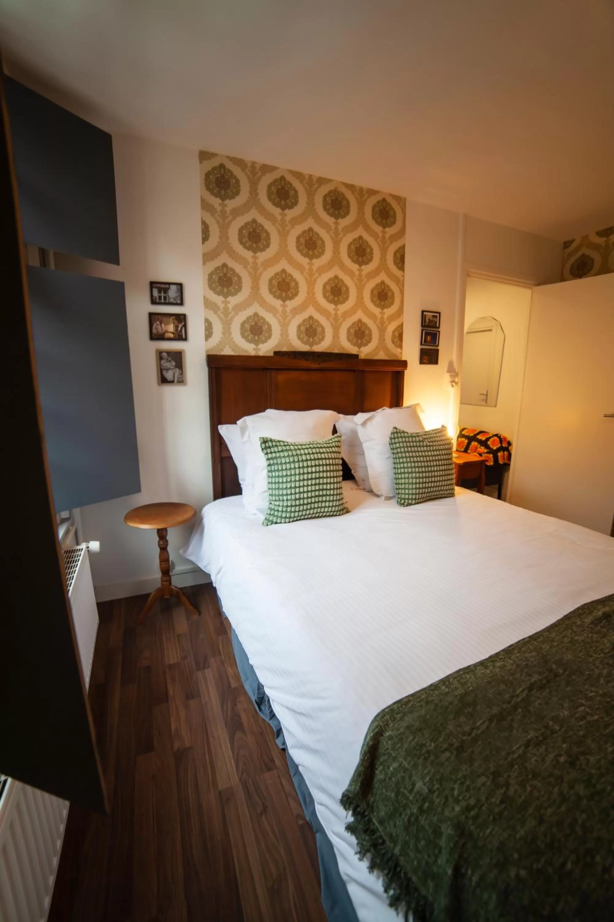 Bed in Bienvenue Chez Nous