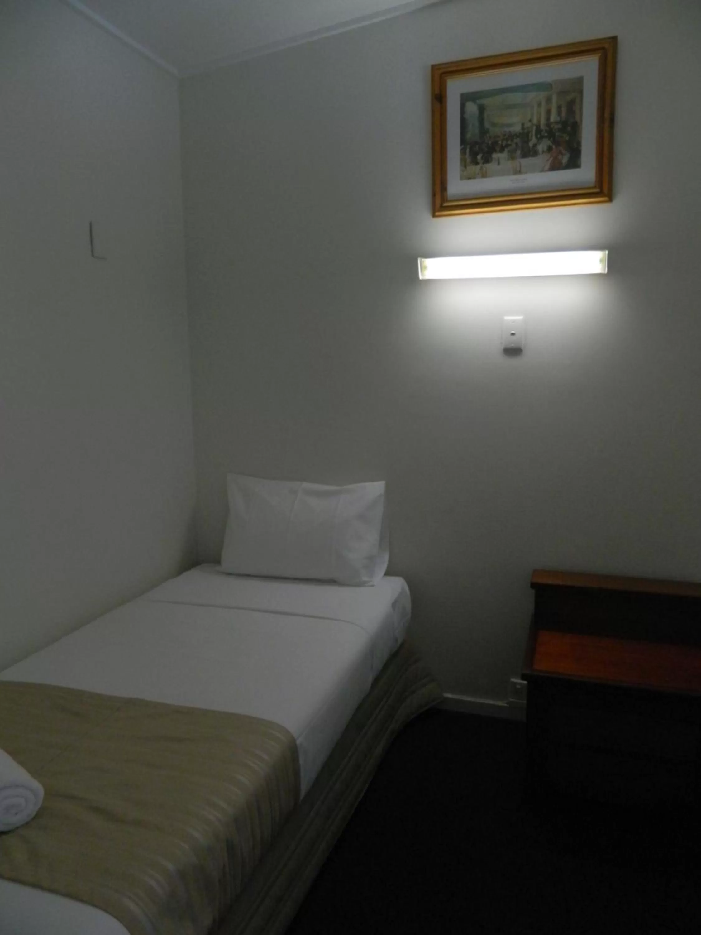 Bedroom, Bed in Coachman Motel