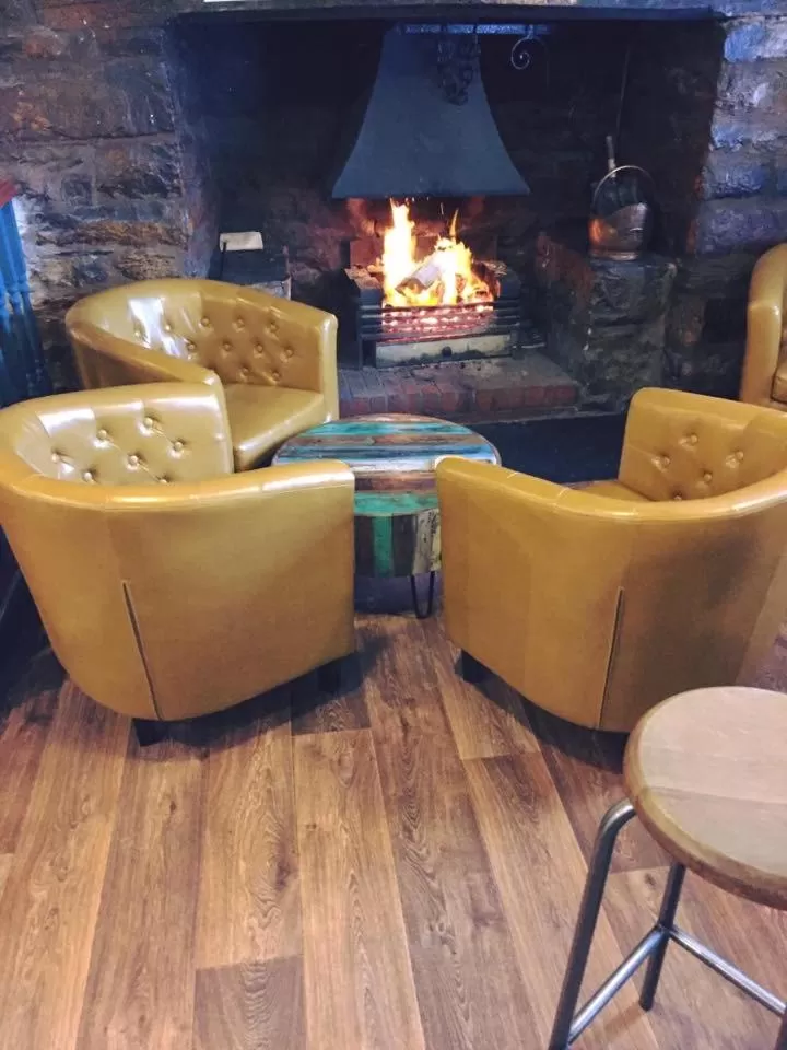 Property building in The Lamb and Flag Inn