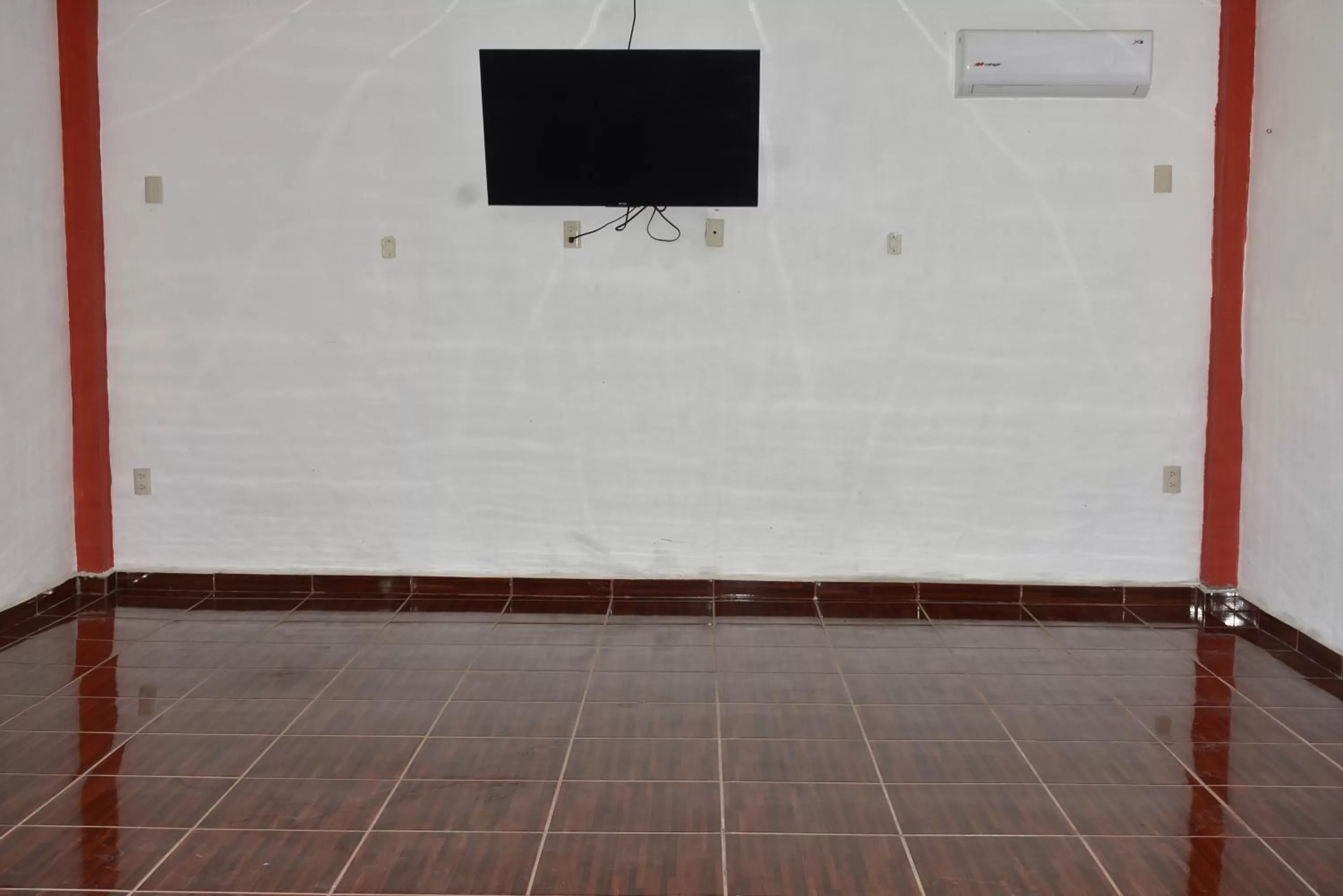 TV and multimedia in Hotel Bacaanda