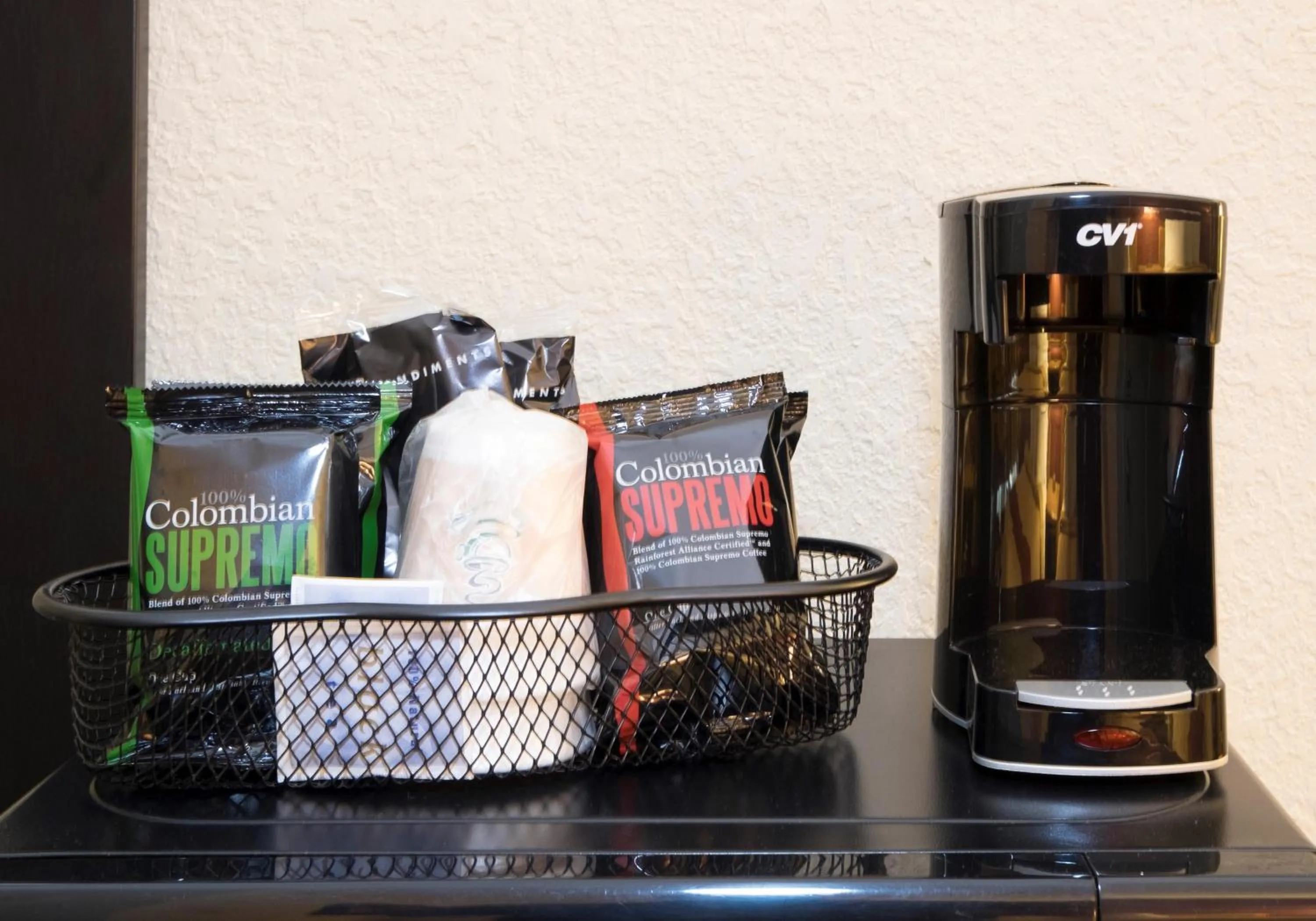 Other, Coffee/Tea Facilities in Red Roof Inn Williamsport, PA