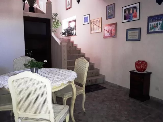 Dining Area in Gościniec Dworski w Ropie