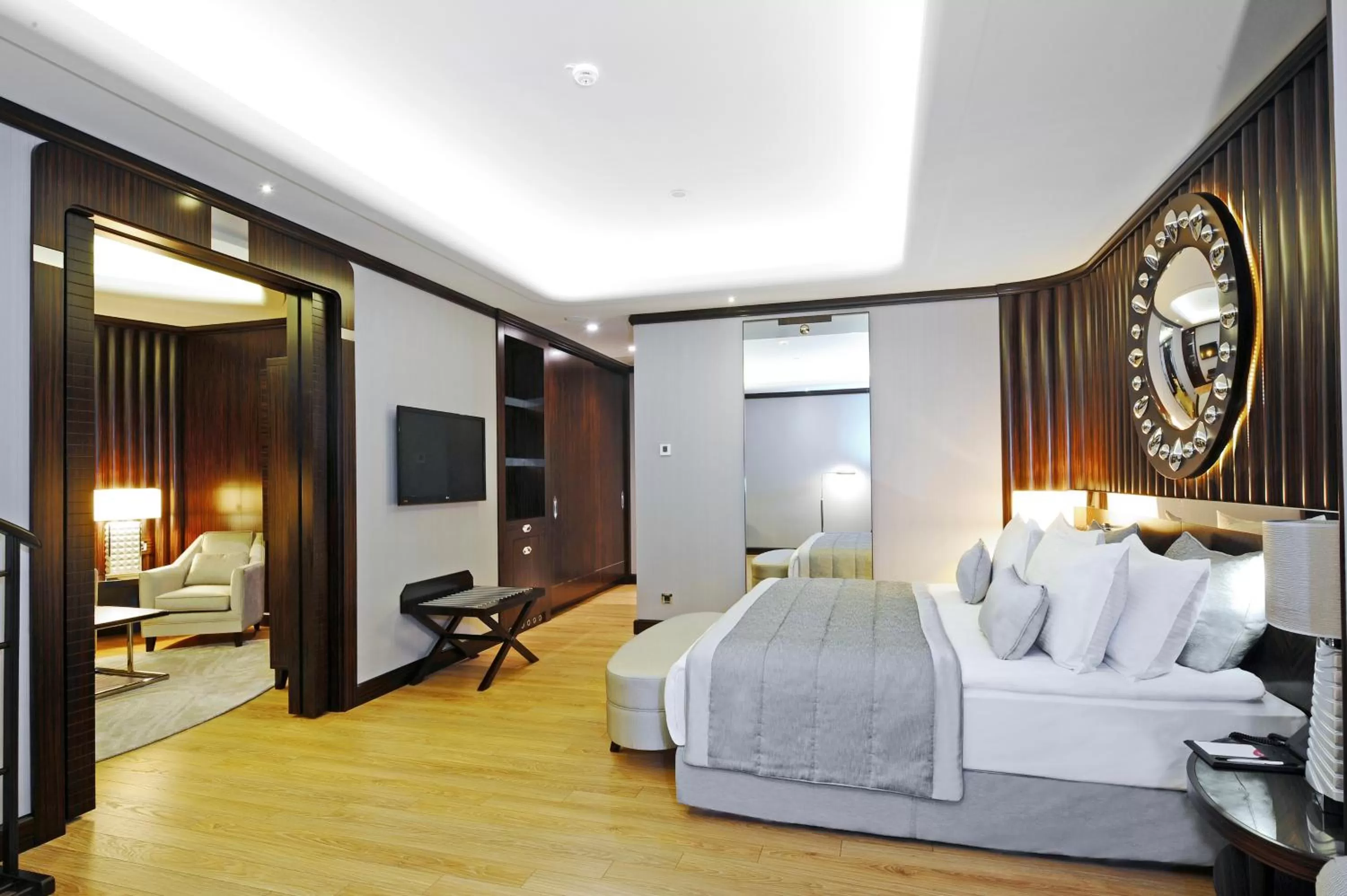 Bedroom, Bed in Crowne Plaza Bursa Convention Center & Thermal Spa by IHG