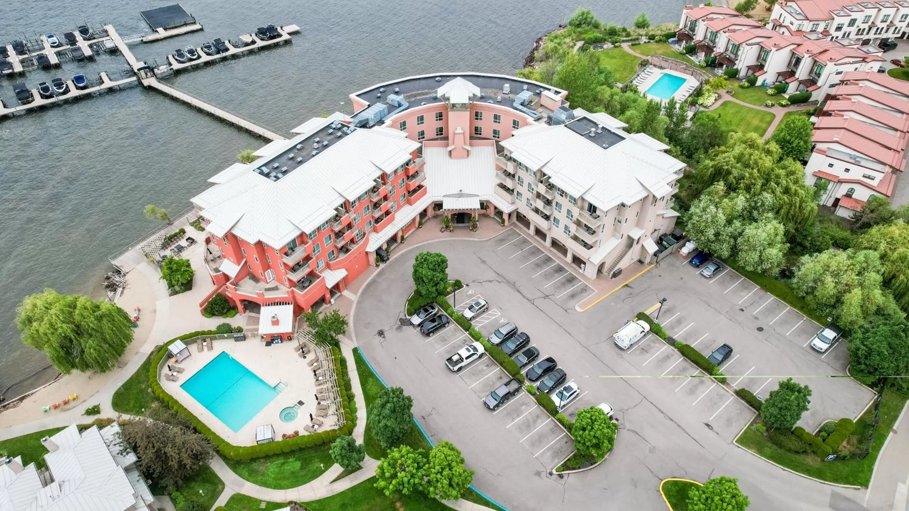 Property building in Manteo at Eldorado Resort