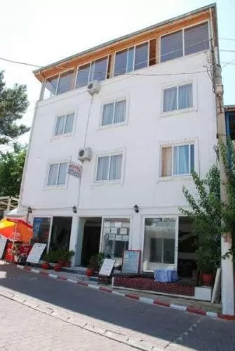 Facade/entrance, Property Building in Kale Hotel