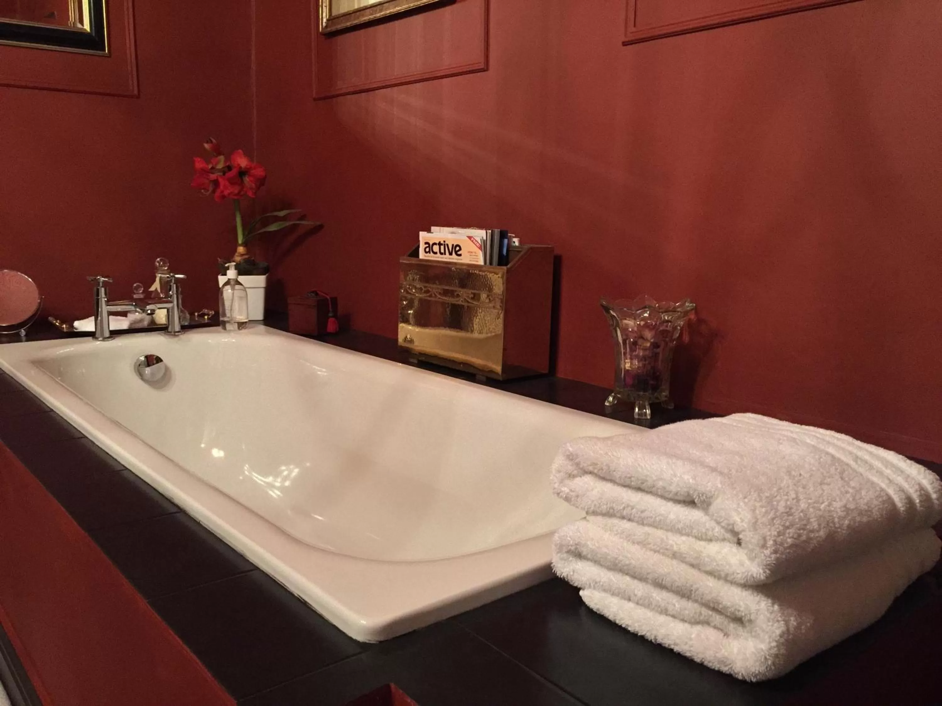 Bathroom in The Fox and Hounds