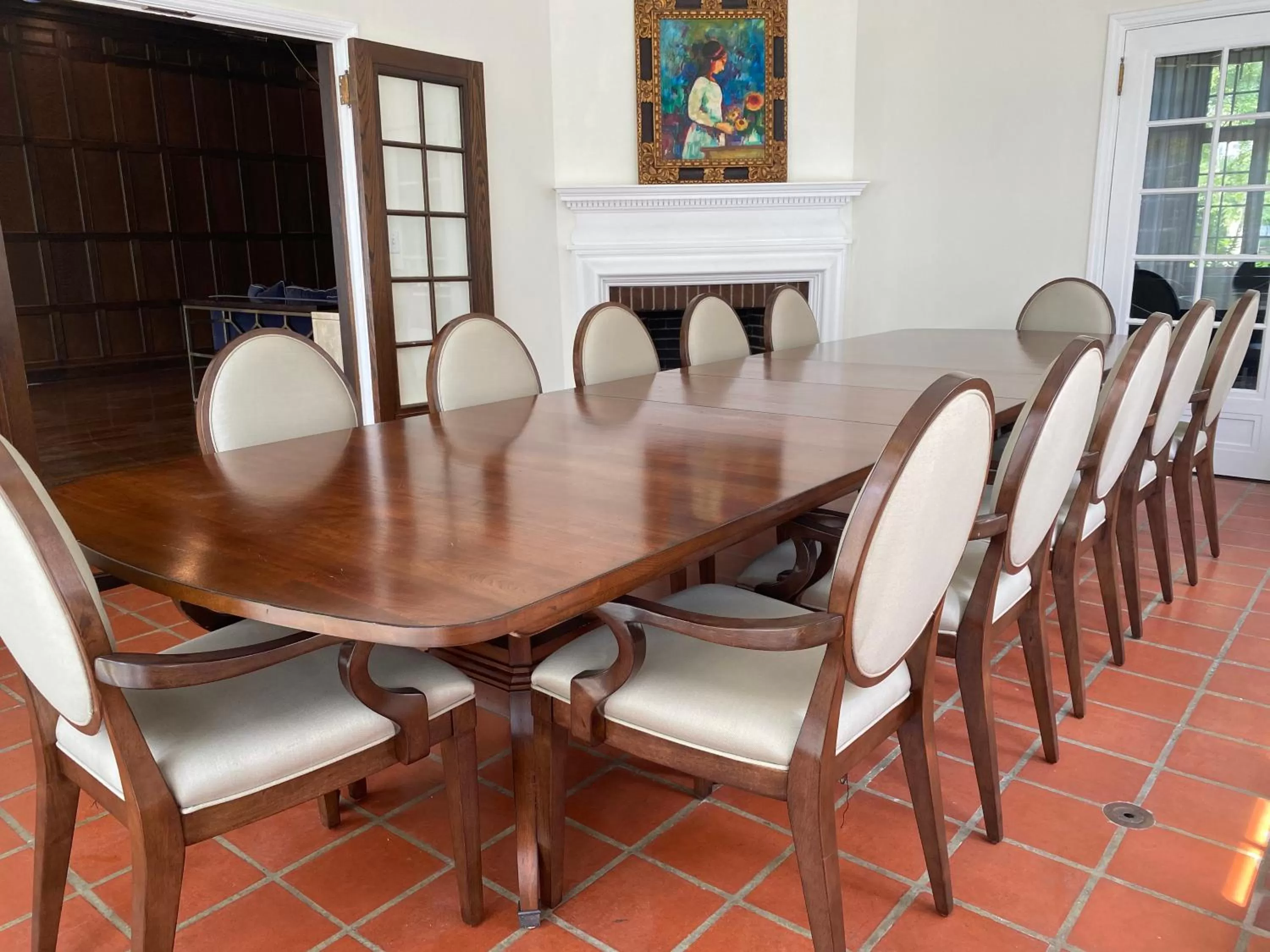 The Argus Hotel & Cocktail Lounge