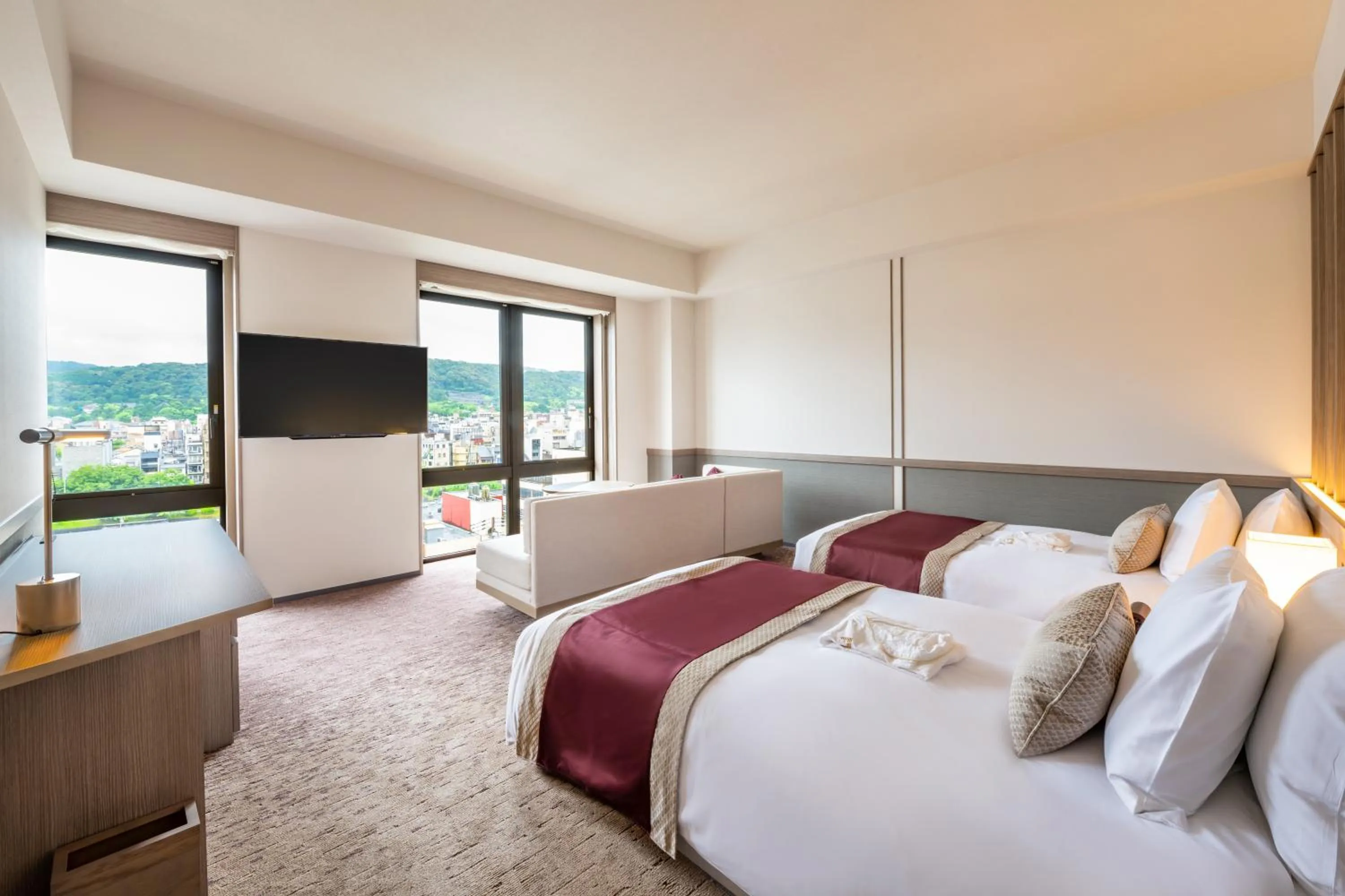 Photo of the whole room, Bed in The Gate Hotel Kyoto Takasegawa by Hulic