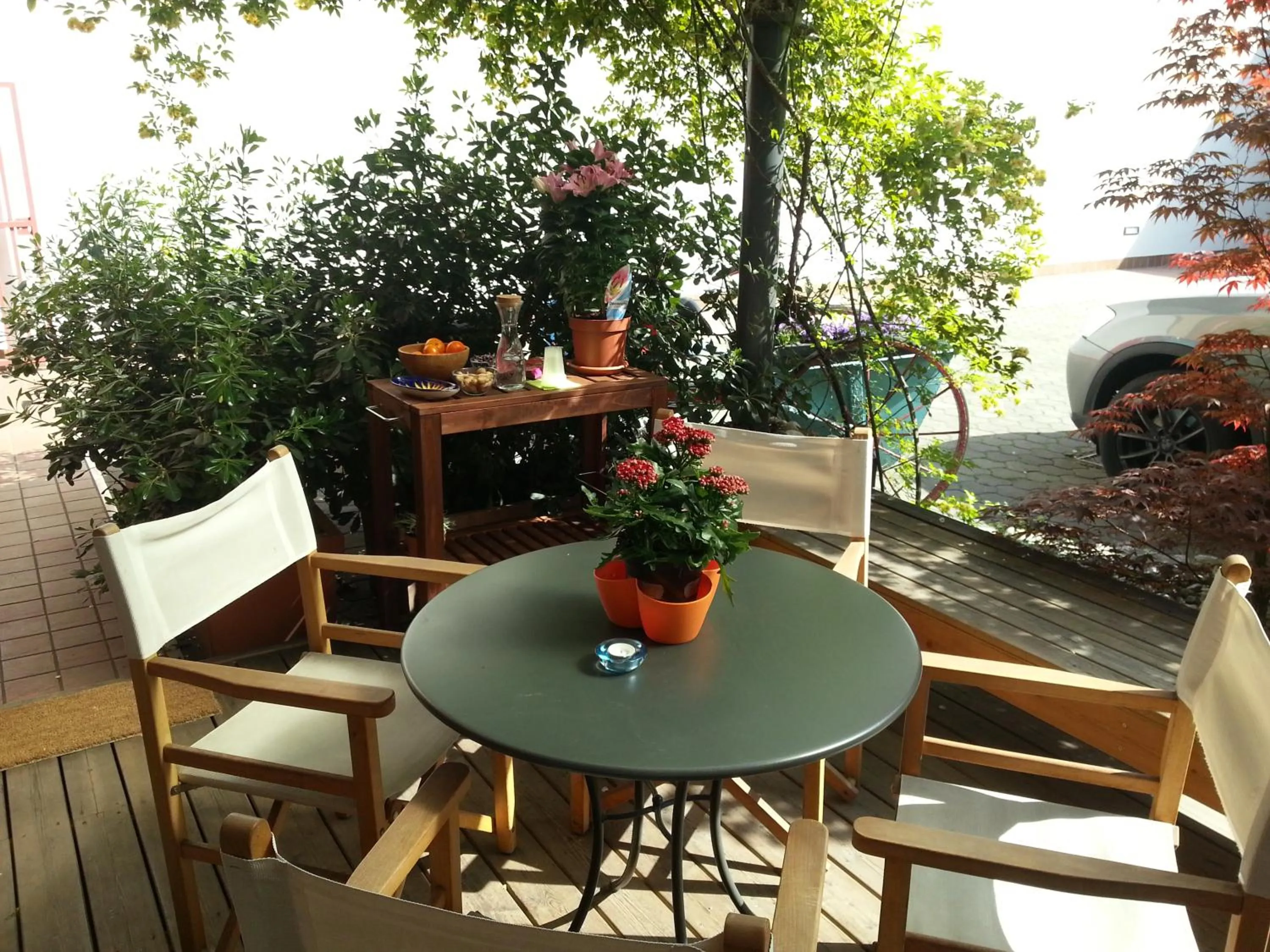 Patio in Il Girasole High Quality Inn