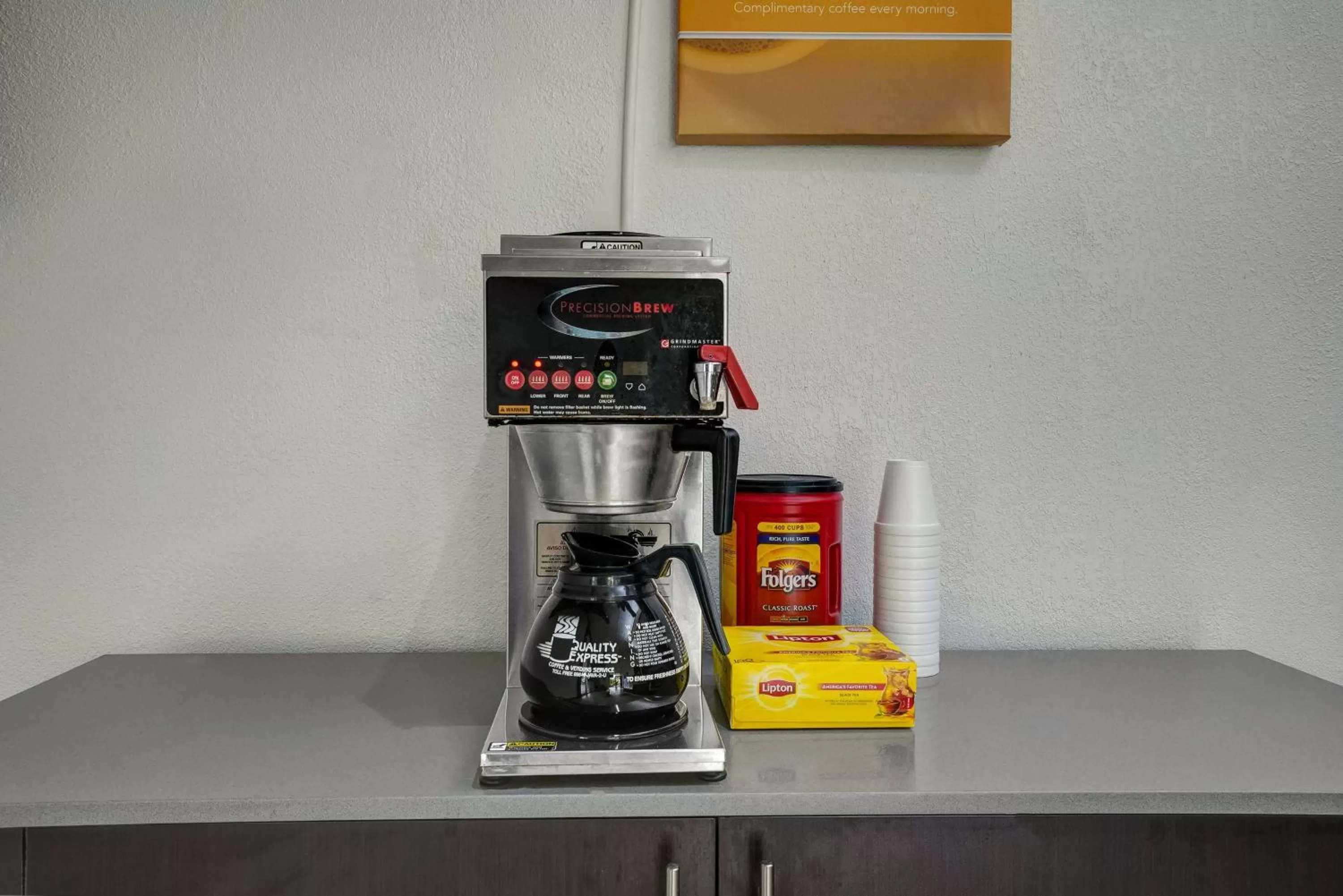 Property building in Motel 6-Lawrenceville, NJ