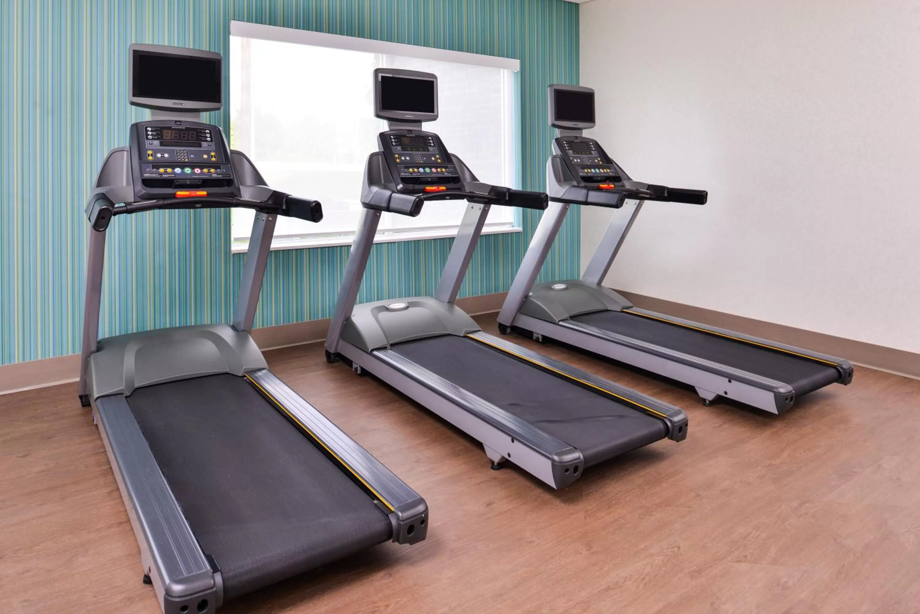Spa and wellness centre/facilities in Holiday Inn Express & Suites - Mall of America - MSP Airport by IHG