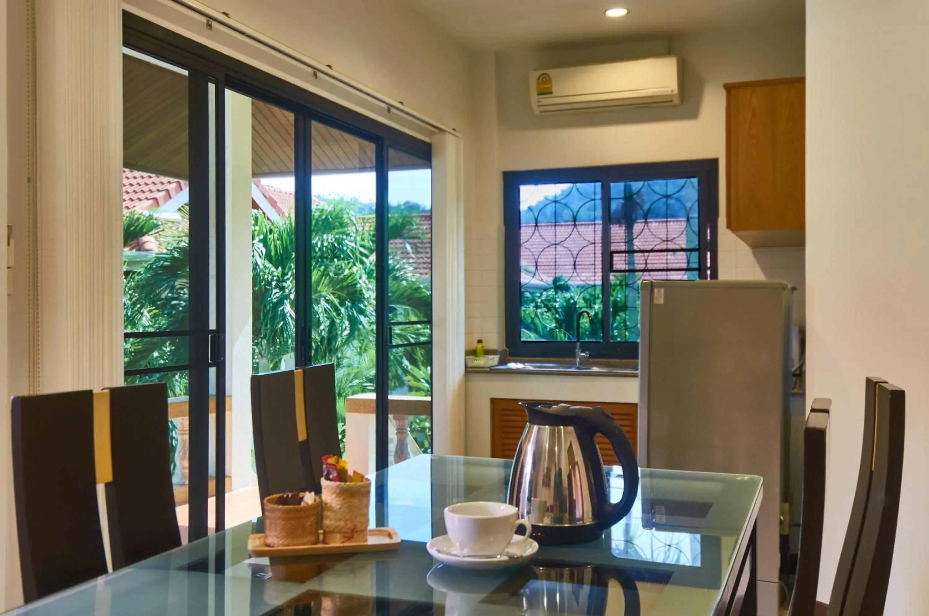 Suite in Phuket Riviera Villas Hotel Suite in Phuket Riviera Villas Hotel