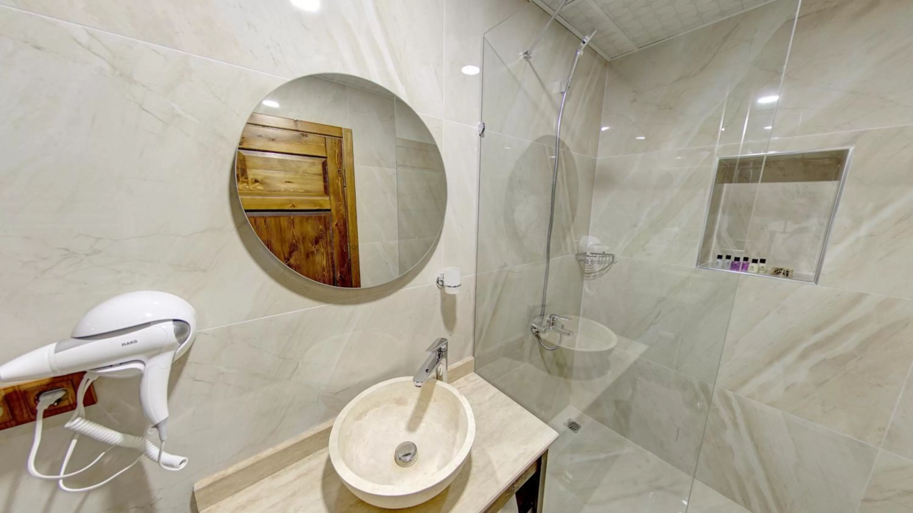 Shower in Premium Cappadocia House