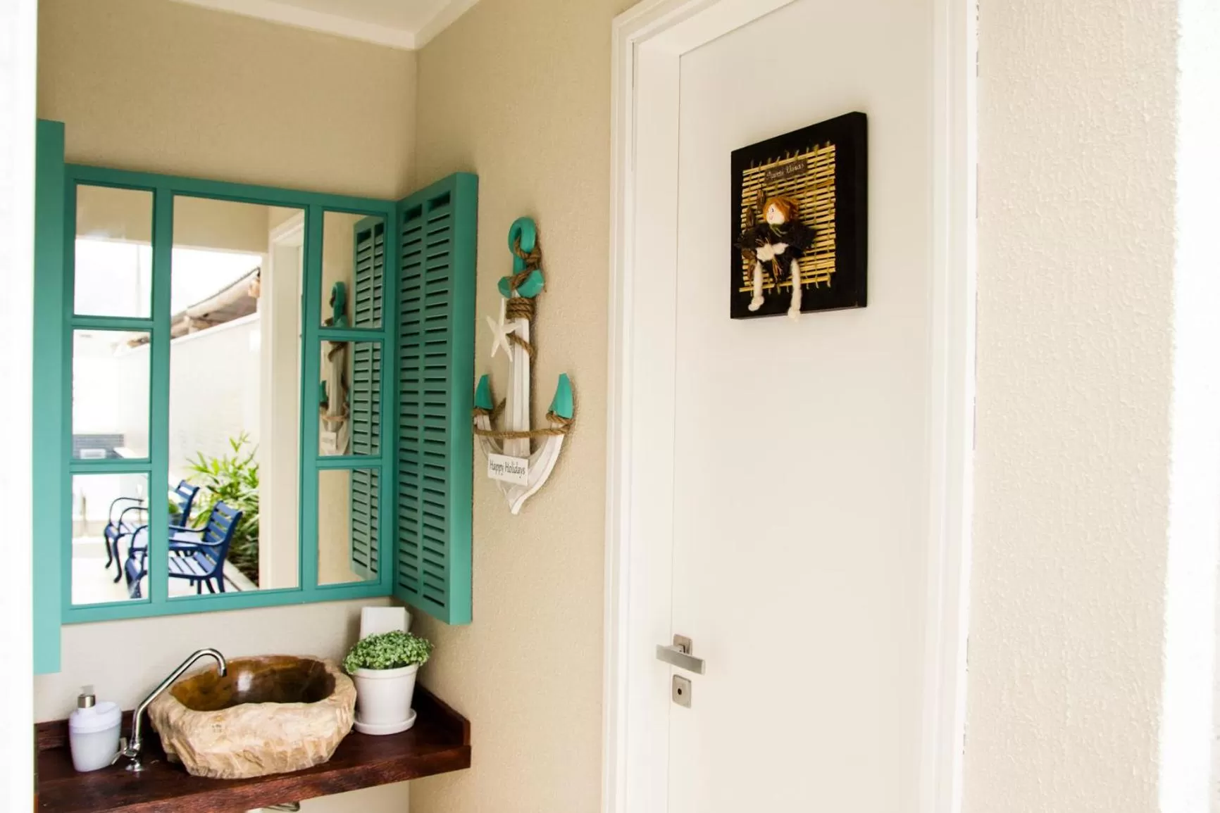 Swimming pool in Pousada Villa Di Enzo