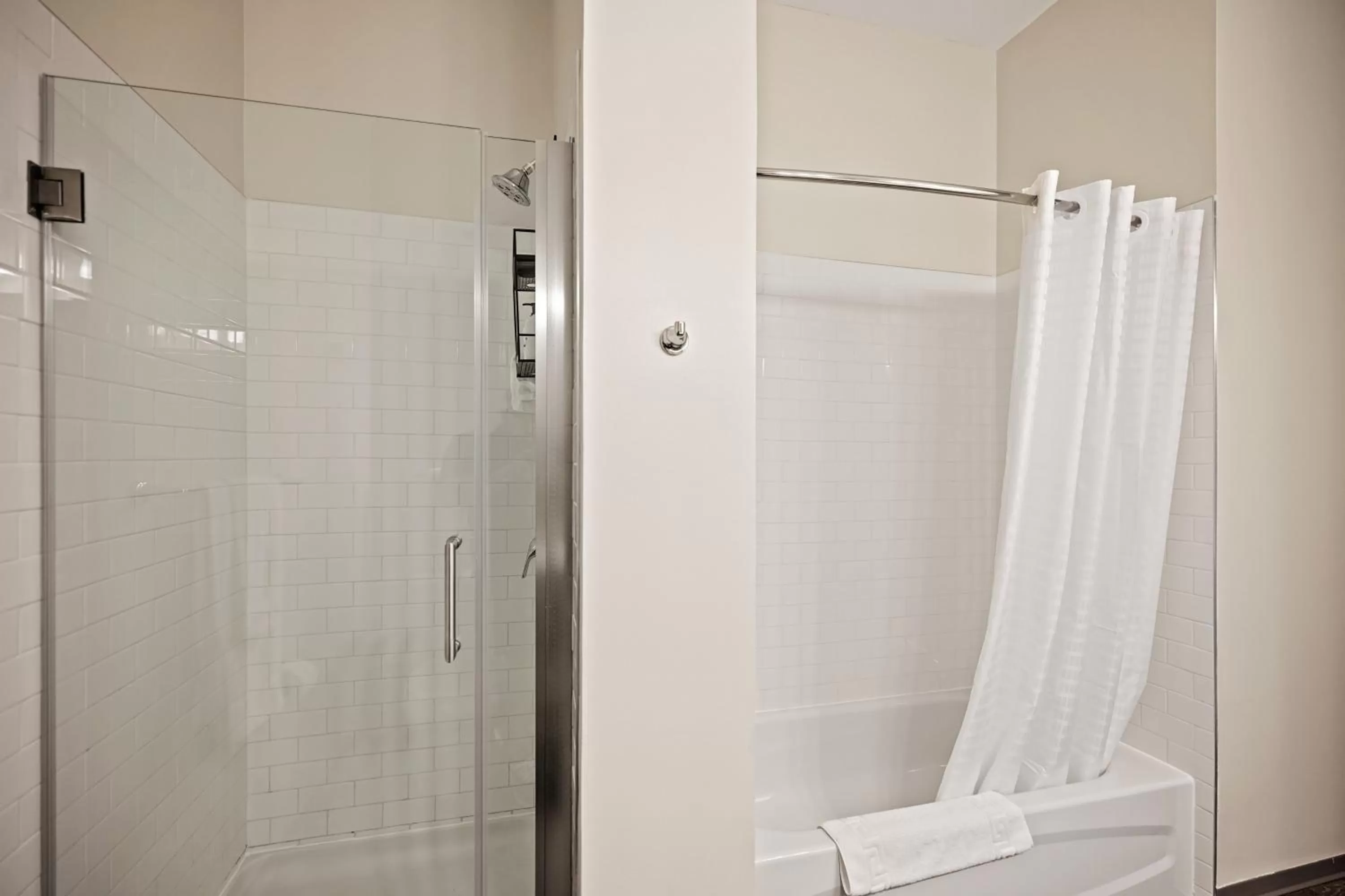 Bathroom in Placemakr Premier SoBro