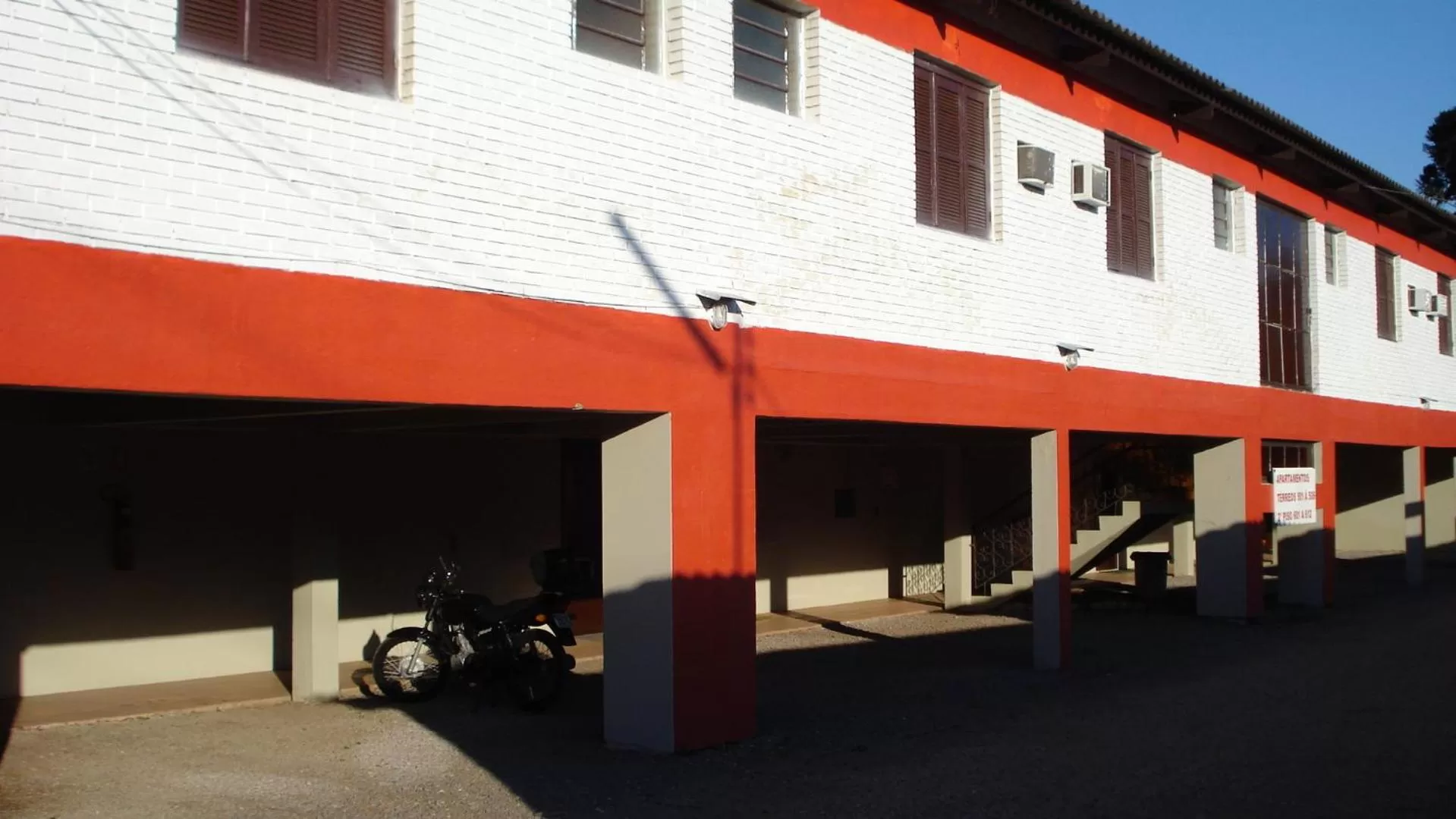 Property building in Classic Hotel e Motel