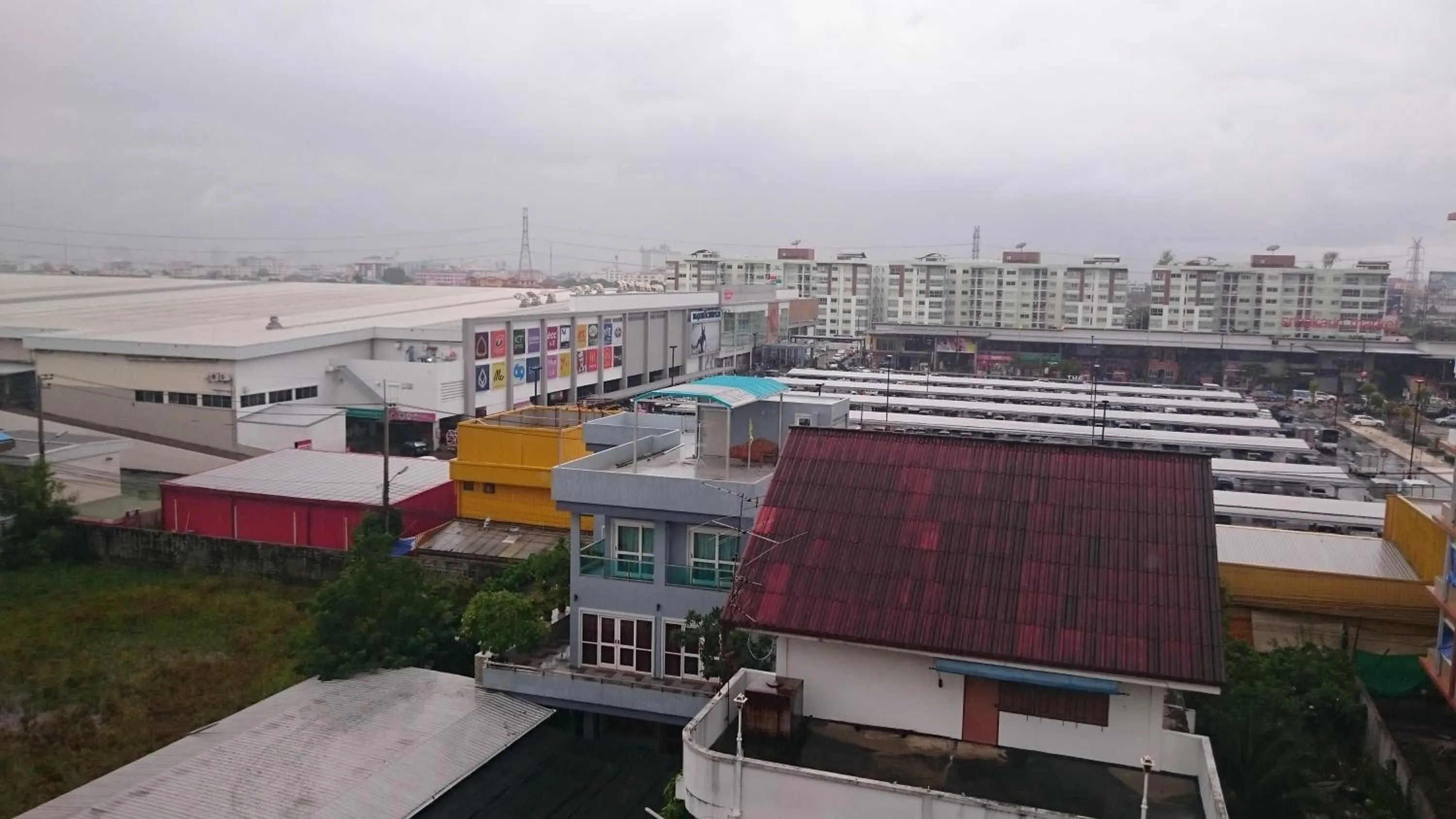 Neighbourhood in J.Residence