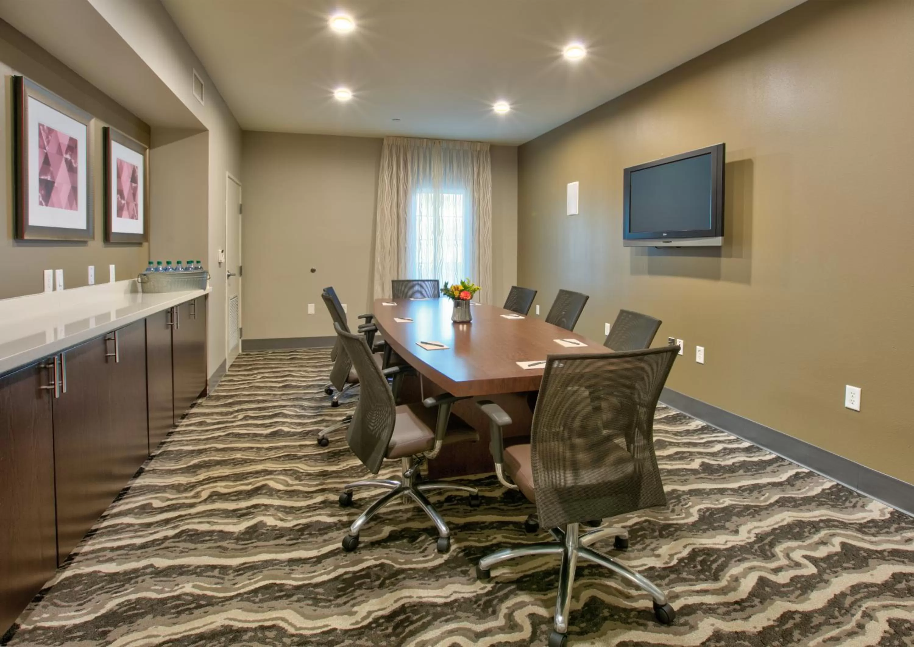 Meeting/conference room in Staybridge Suites Plano - Richardson Area by IHG