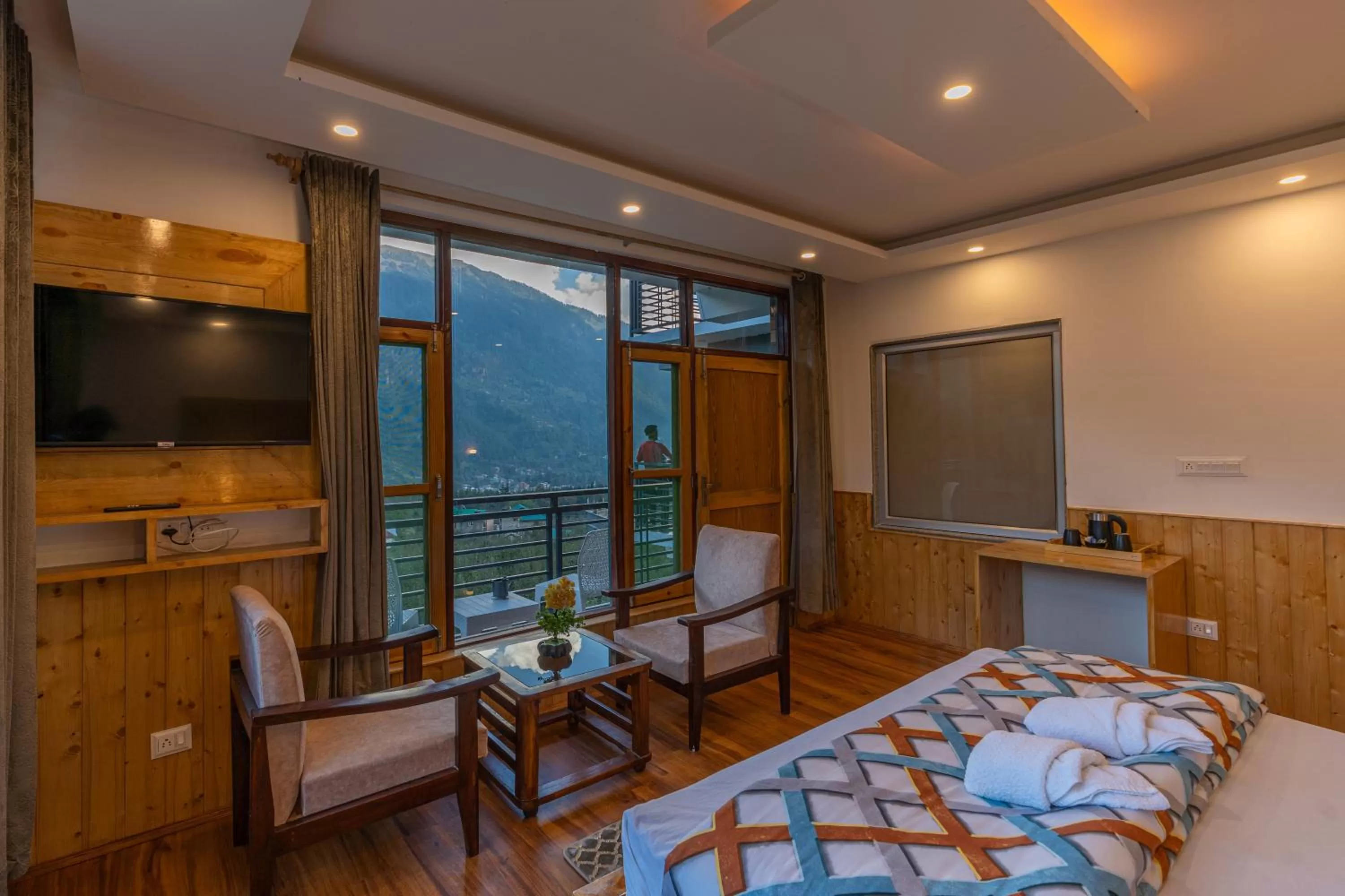 TV and multimedia in The 14 Gables, A Boutique Stay