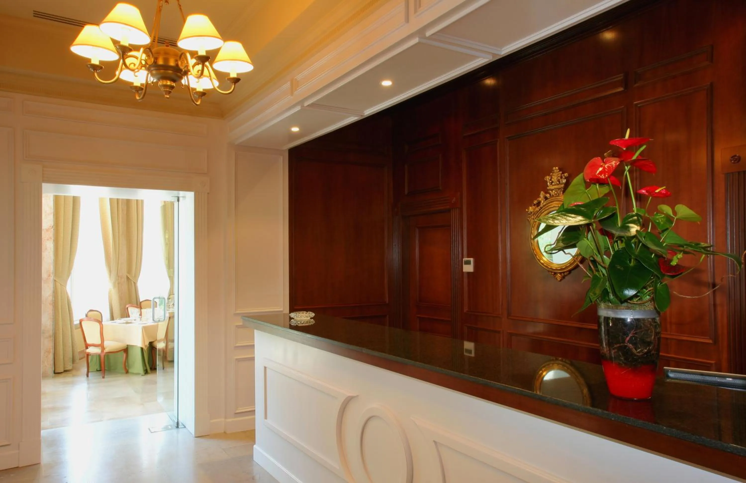 Lobby or reception in Arcea Gran Hotel Pelayo