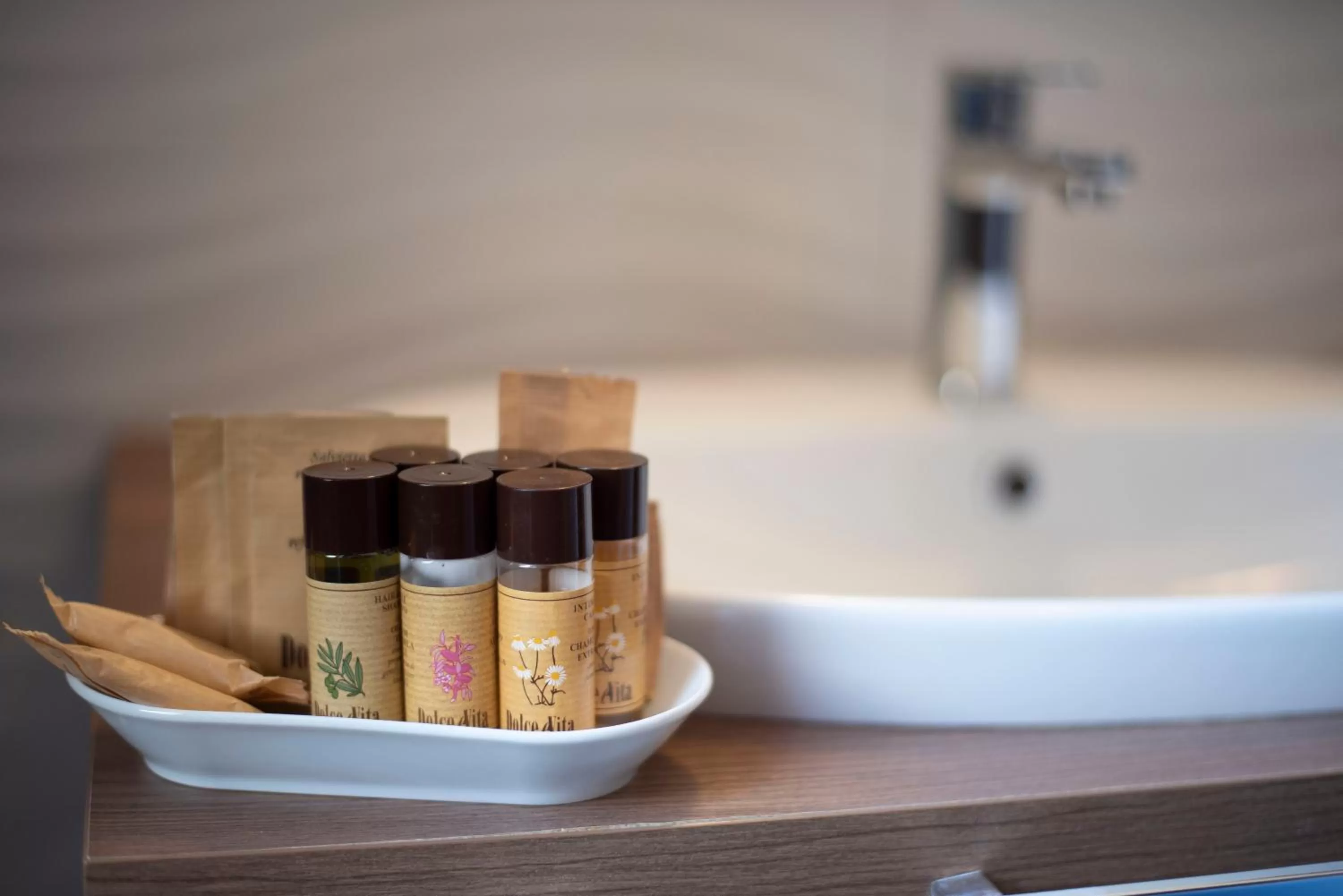 Shower in Pinto-Storey Hotel